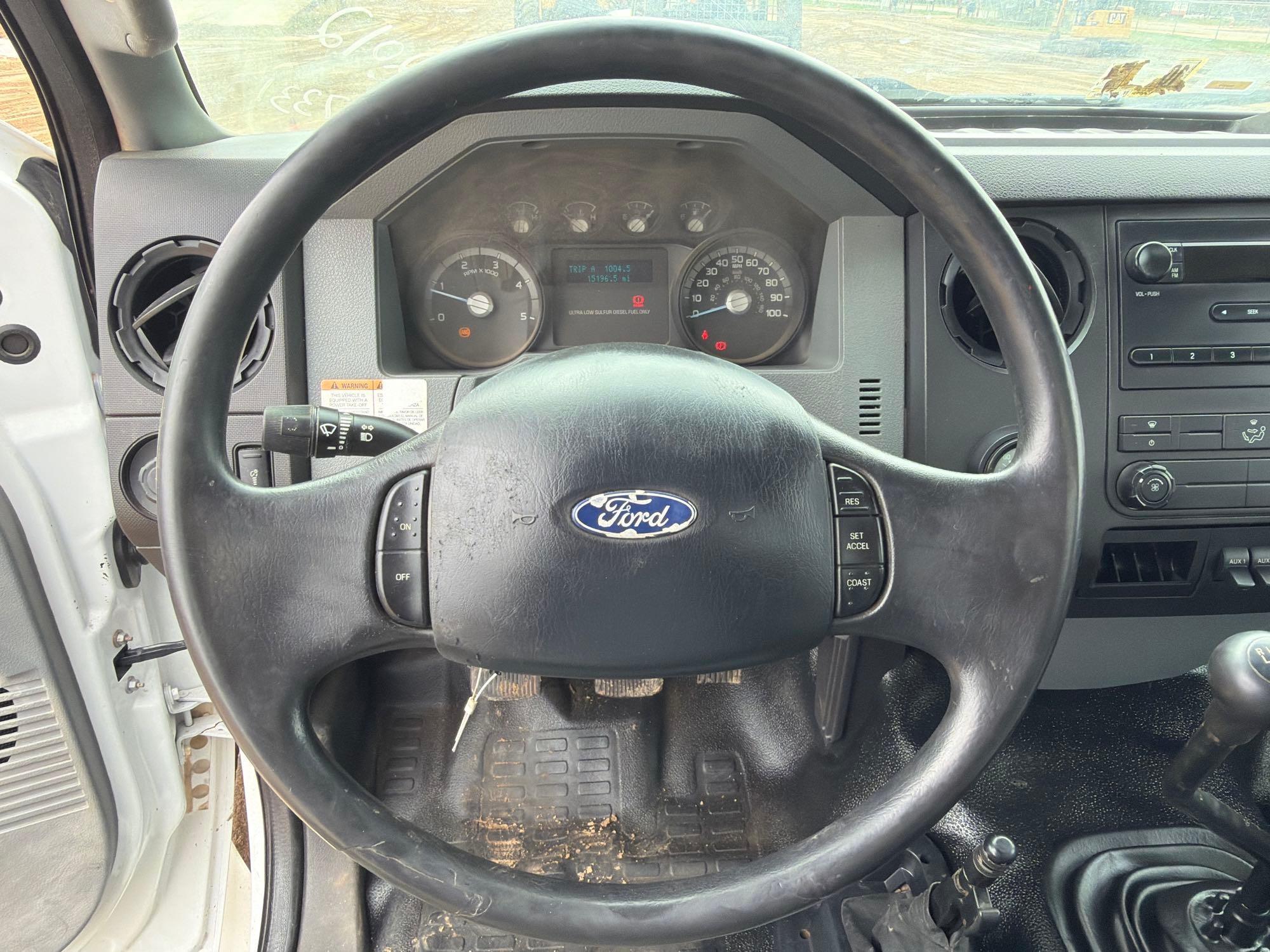 2012 Ford F750 SUPER DUTY