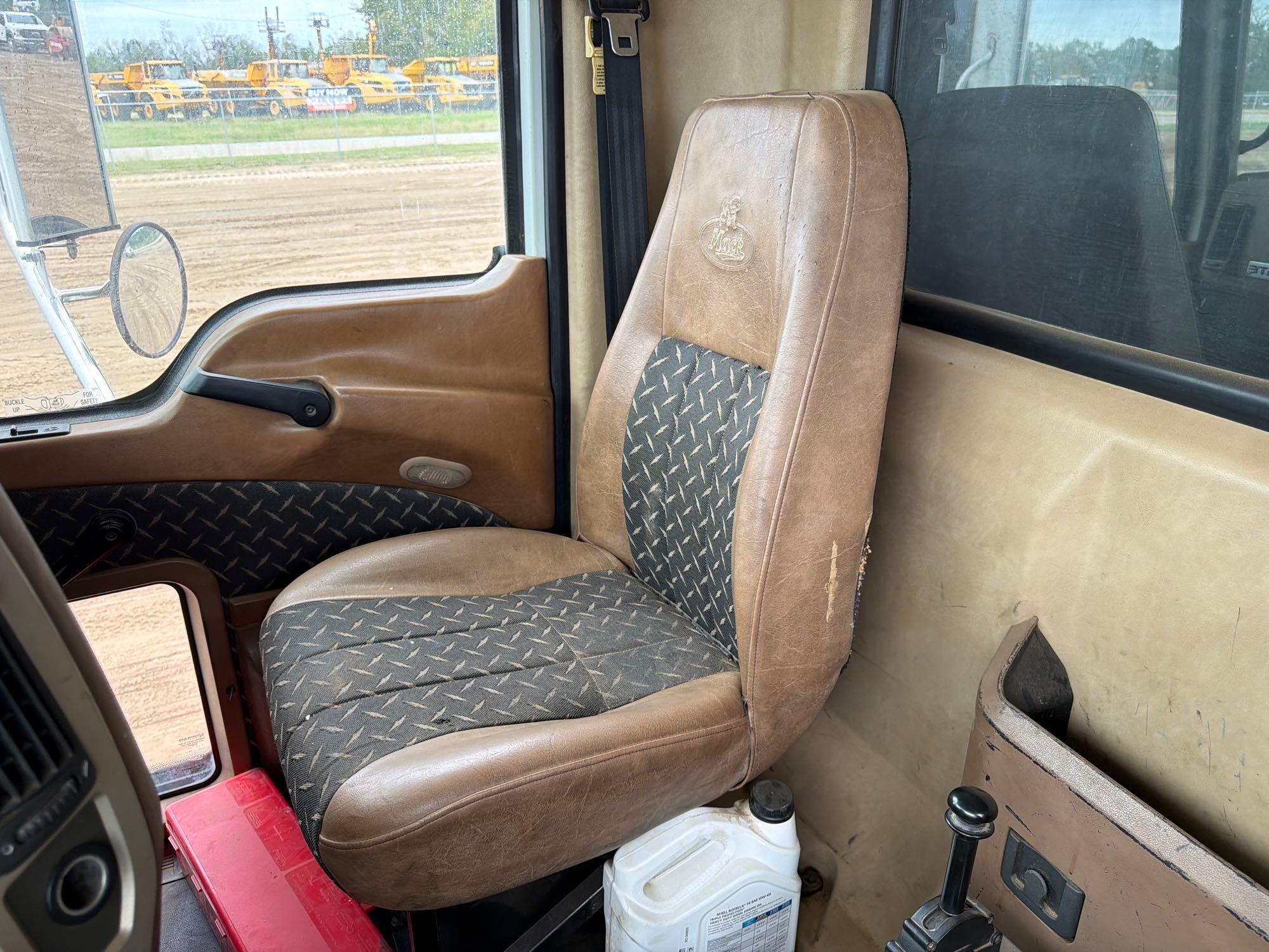 2007 Mack CTP713