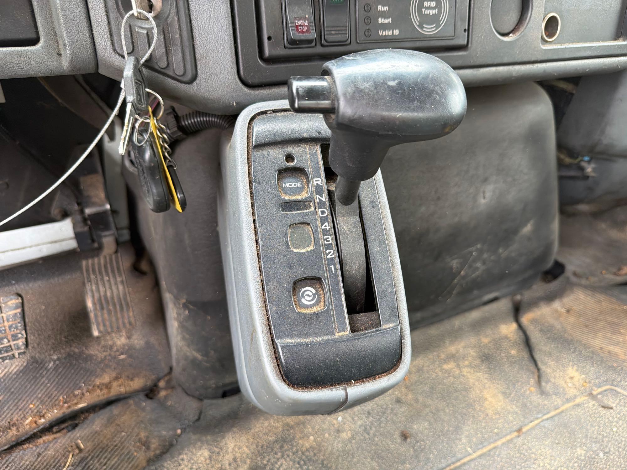 2005 International 4400 SBA 4X2