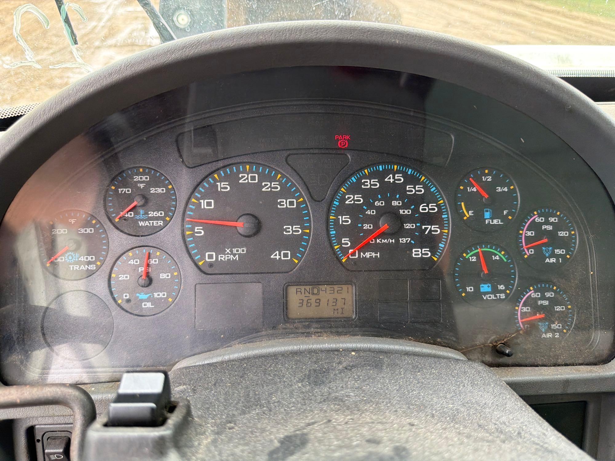 2005 International 4400 SBA 4X2