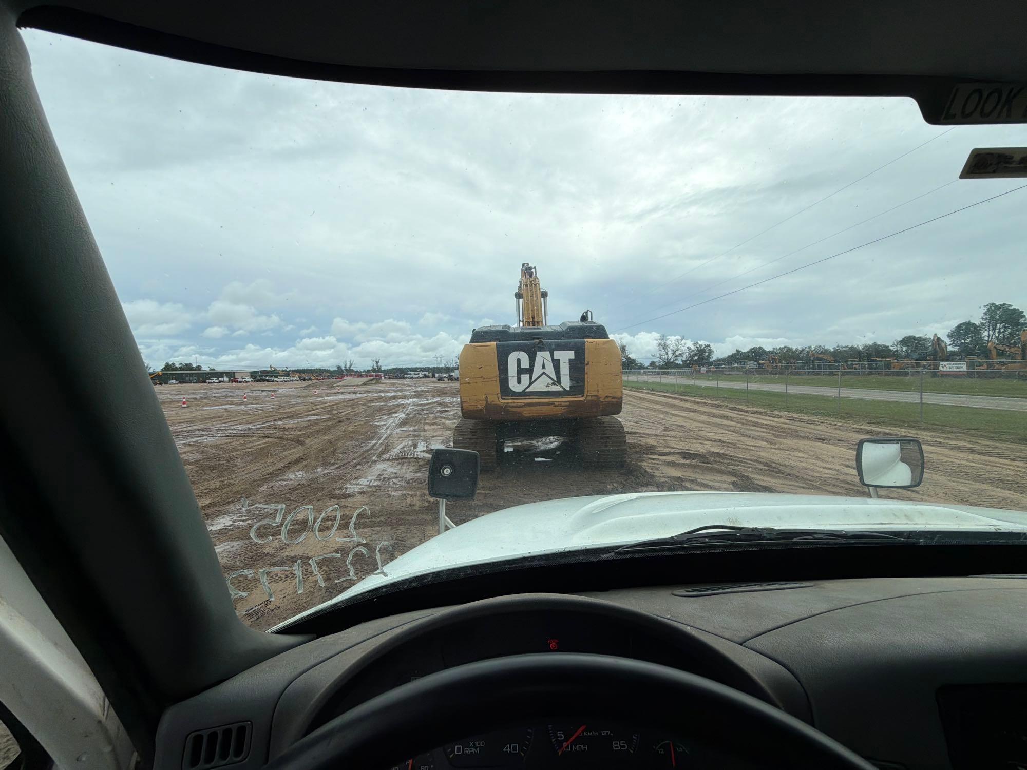 2005 International 4400 SBA 4X2