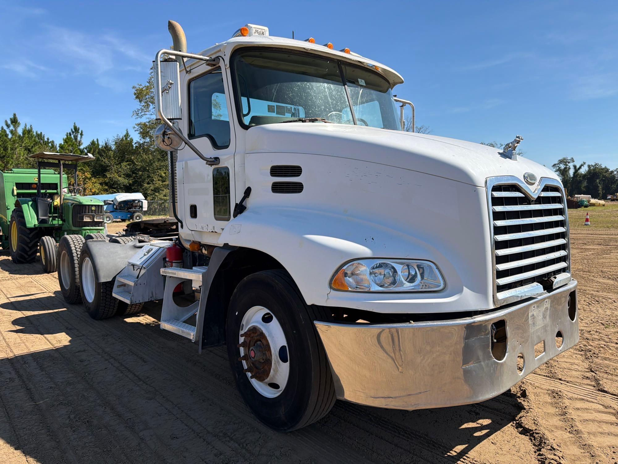 2006 Mack 613