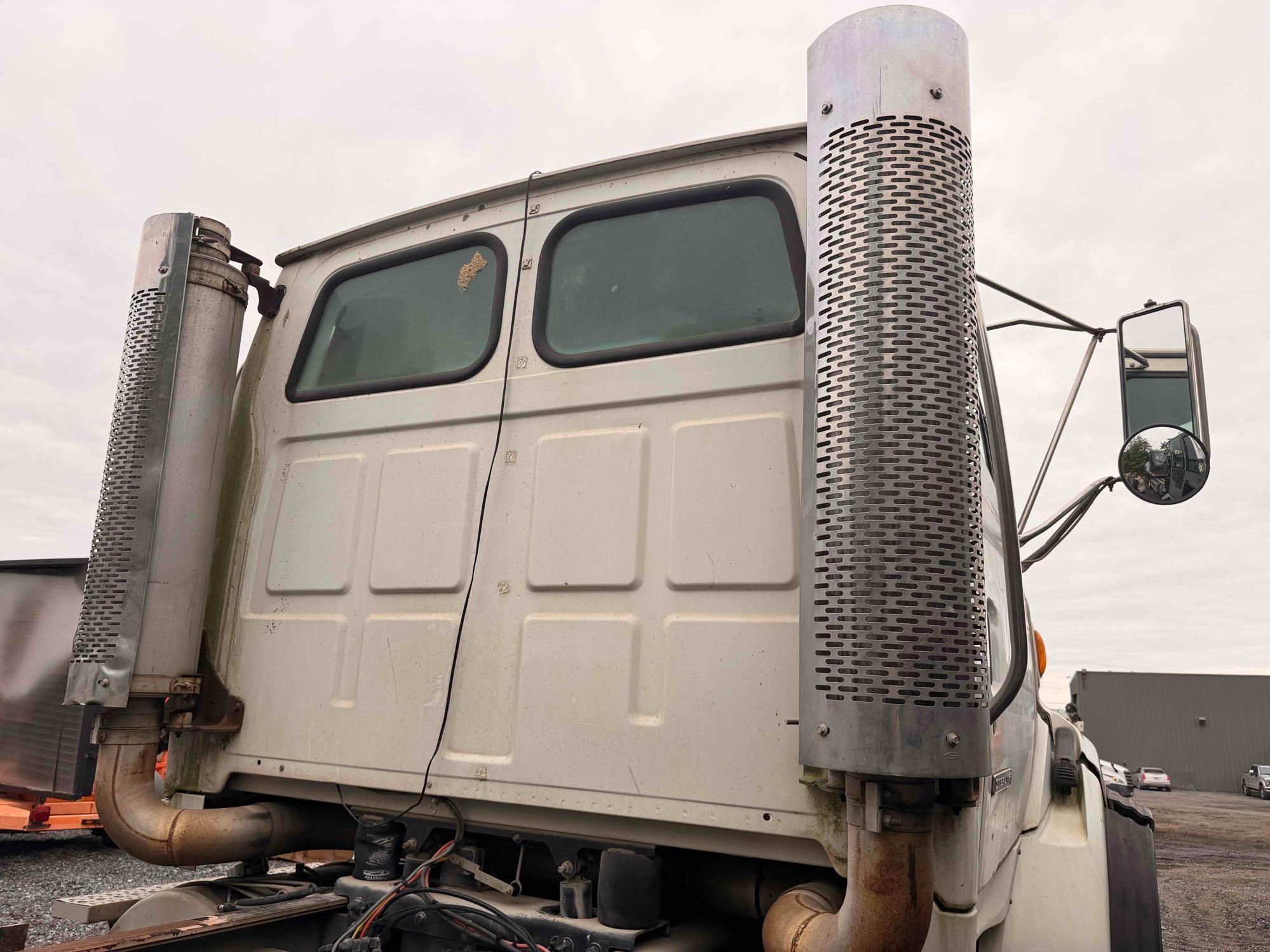 2005 Sterling L9500