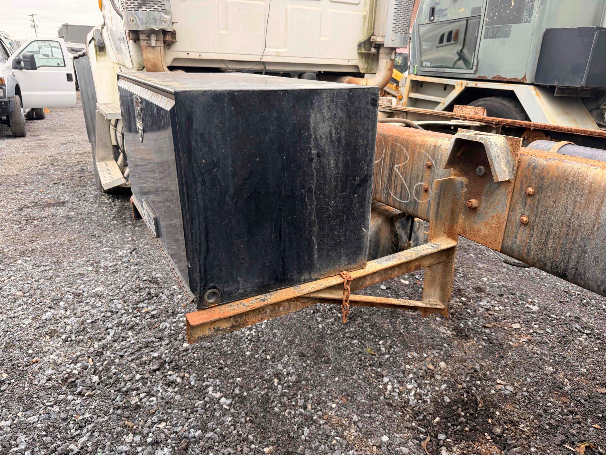2005 Sterling L9500
