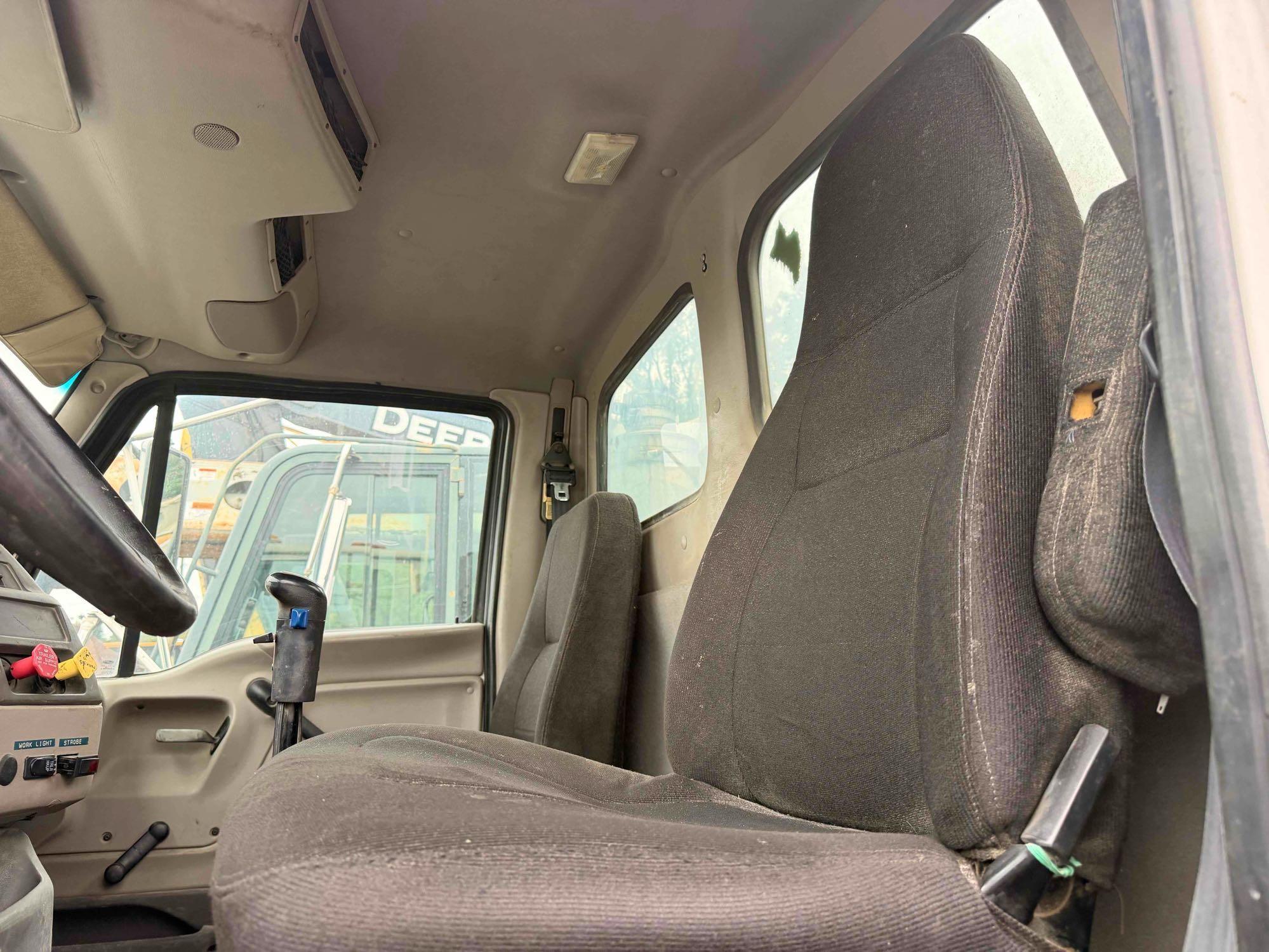 2005 Sterling L9500