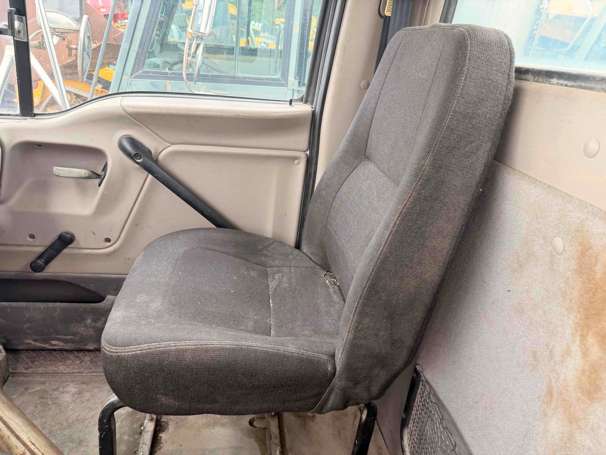 2005 Sterling L9500