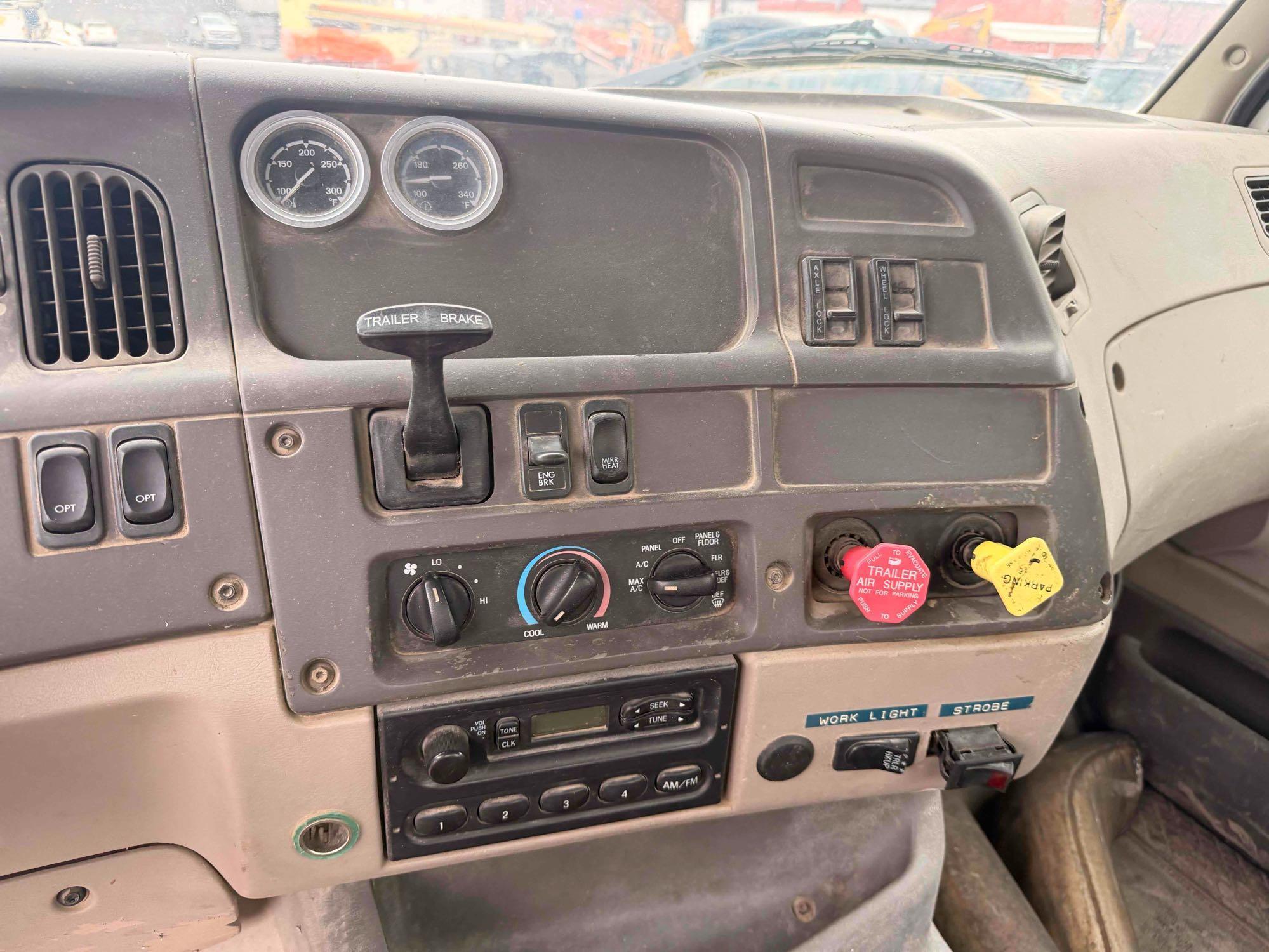 2005 Sterling L9500