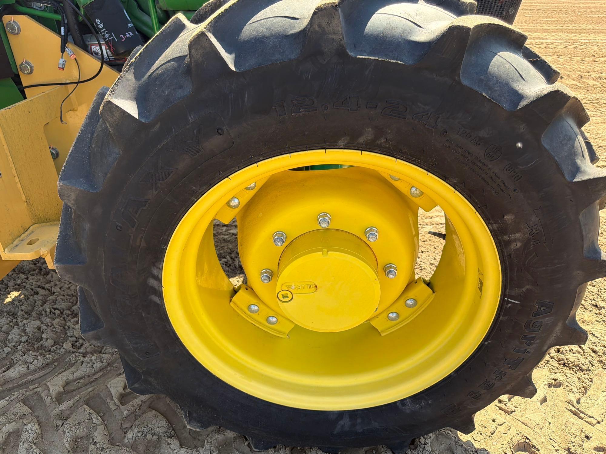 John Deere 5100E