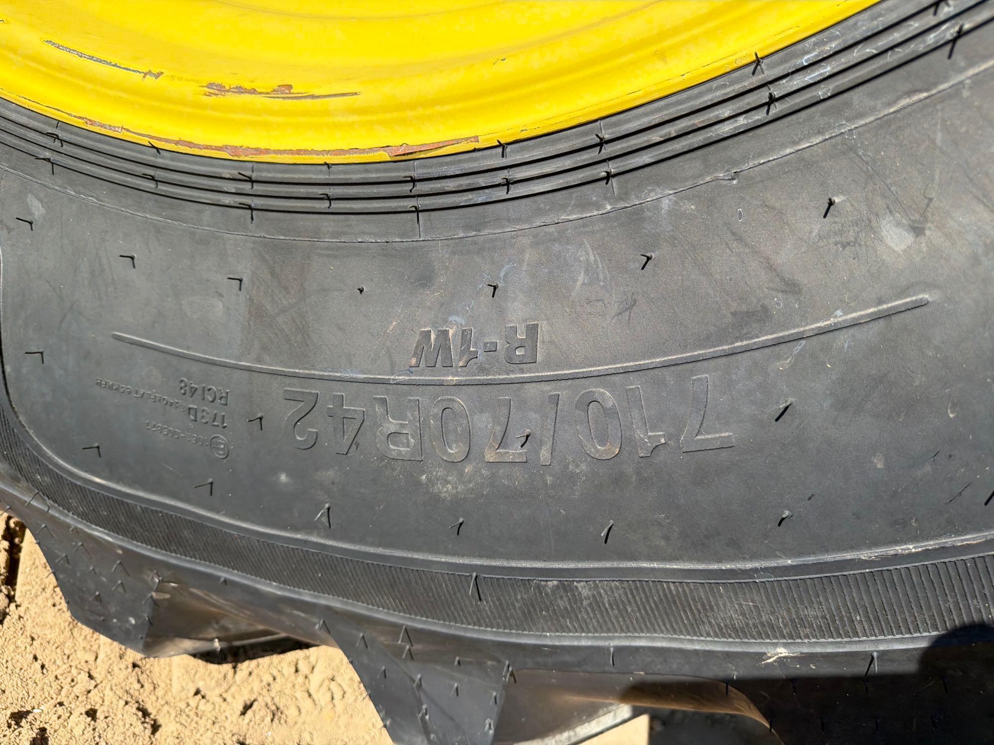 John Deere 9520R