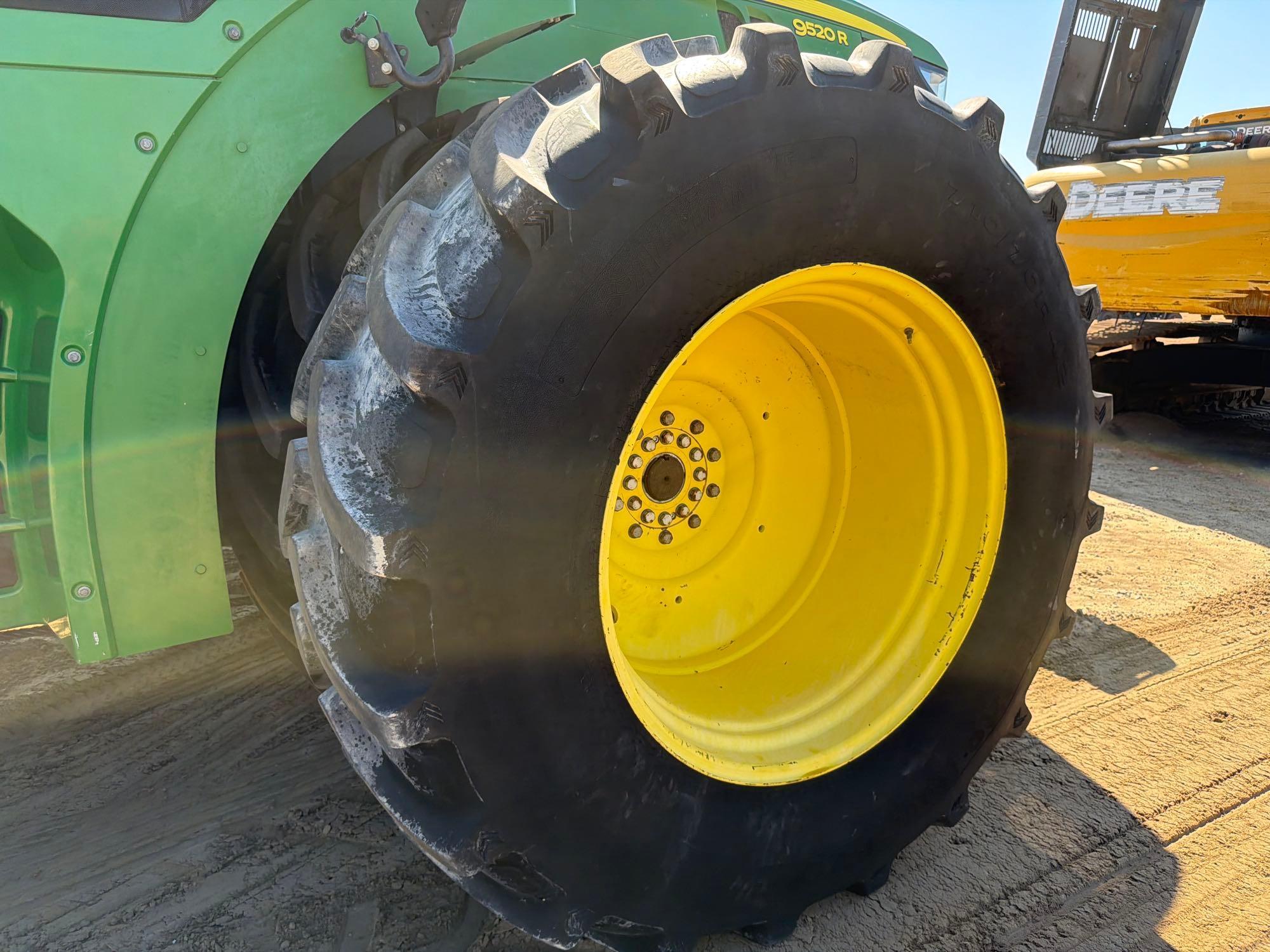 John Deere 9520R