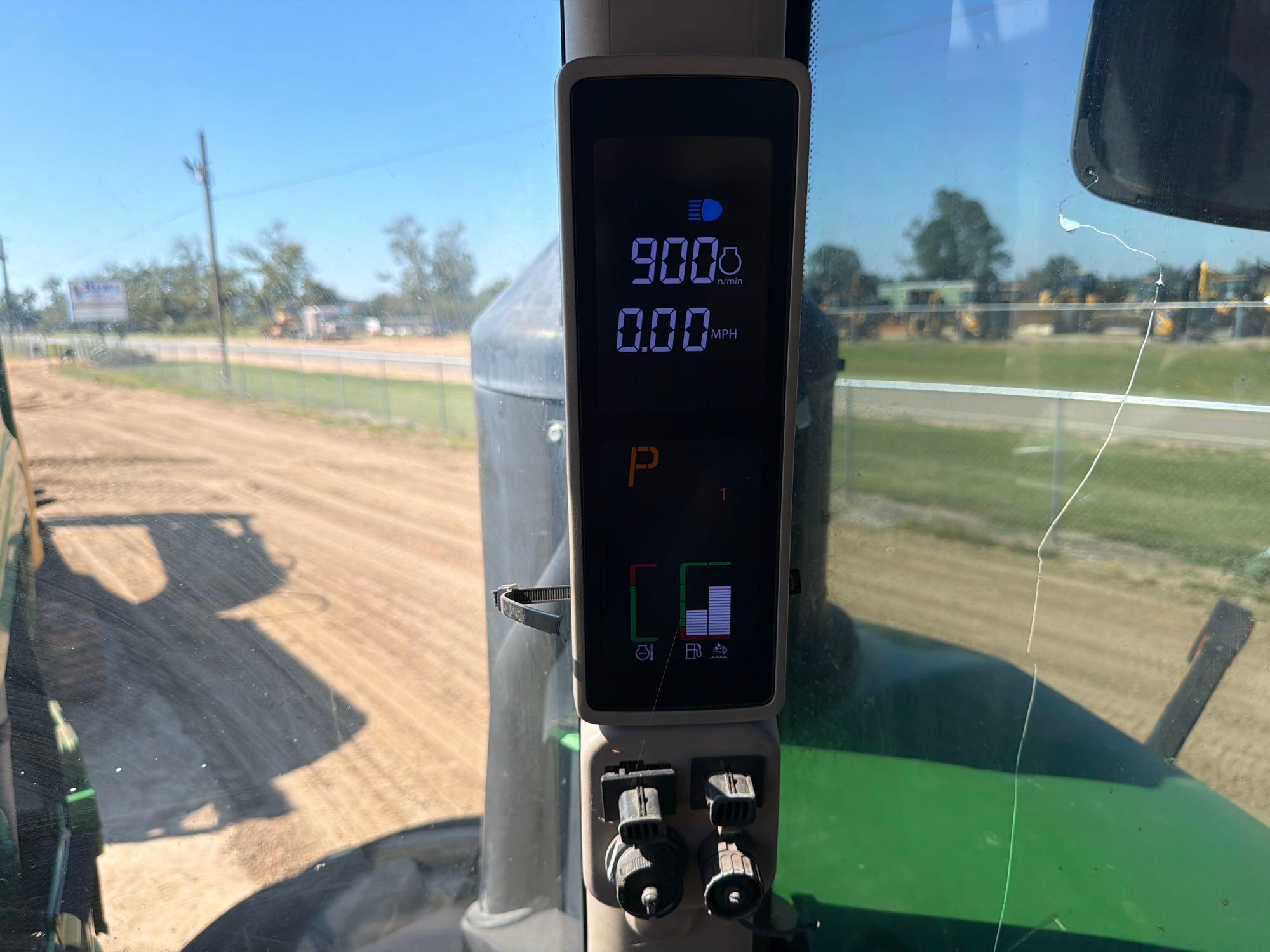 John Deere 9520R