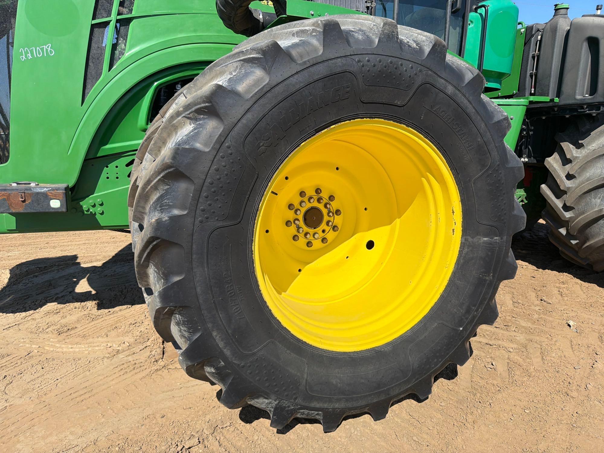 John Deere 9520R