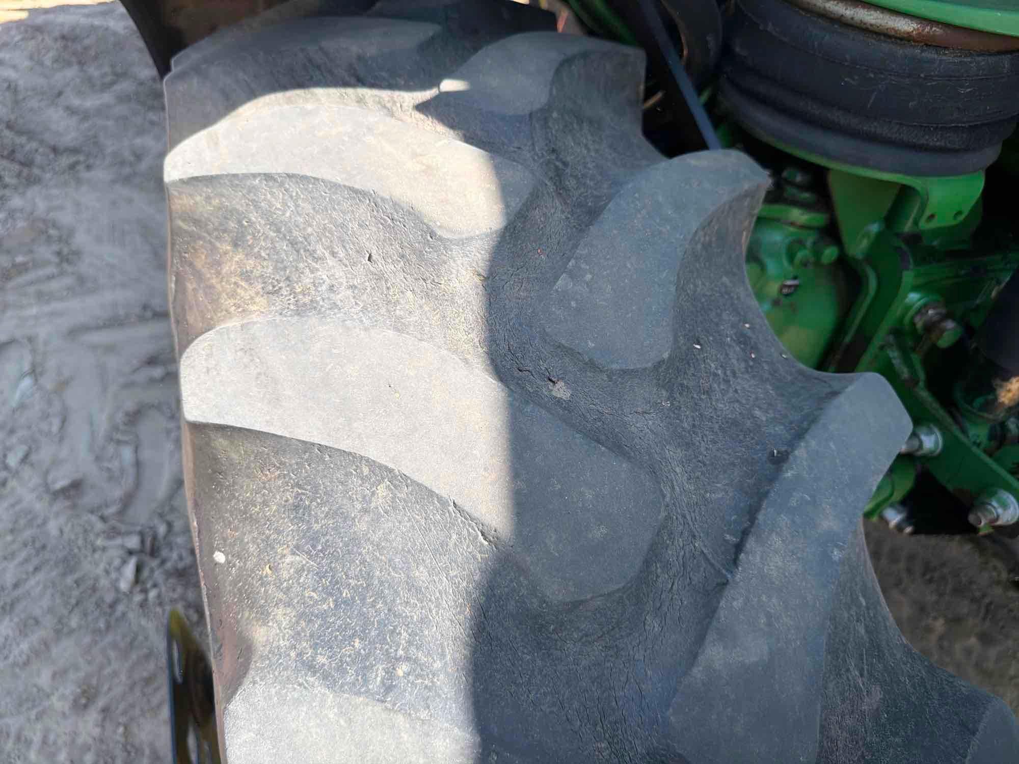 John Deere 4630