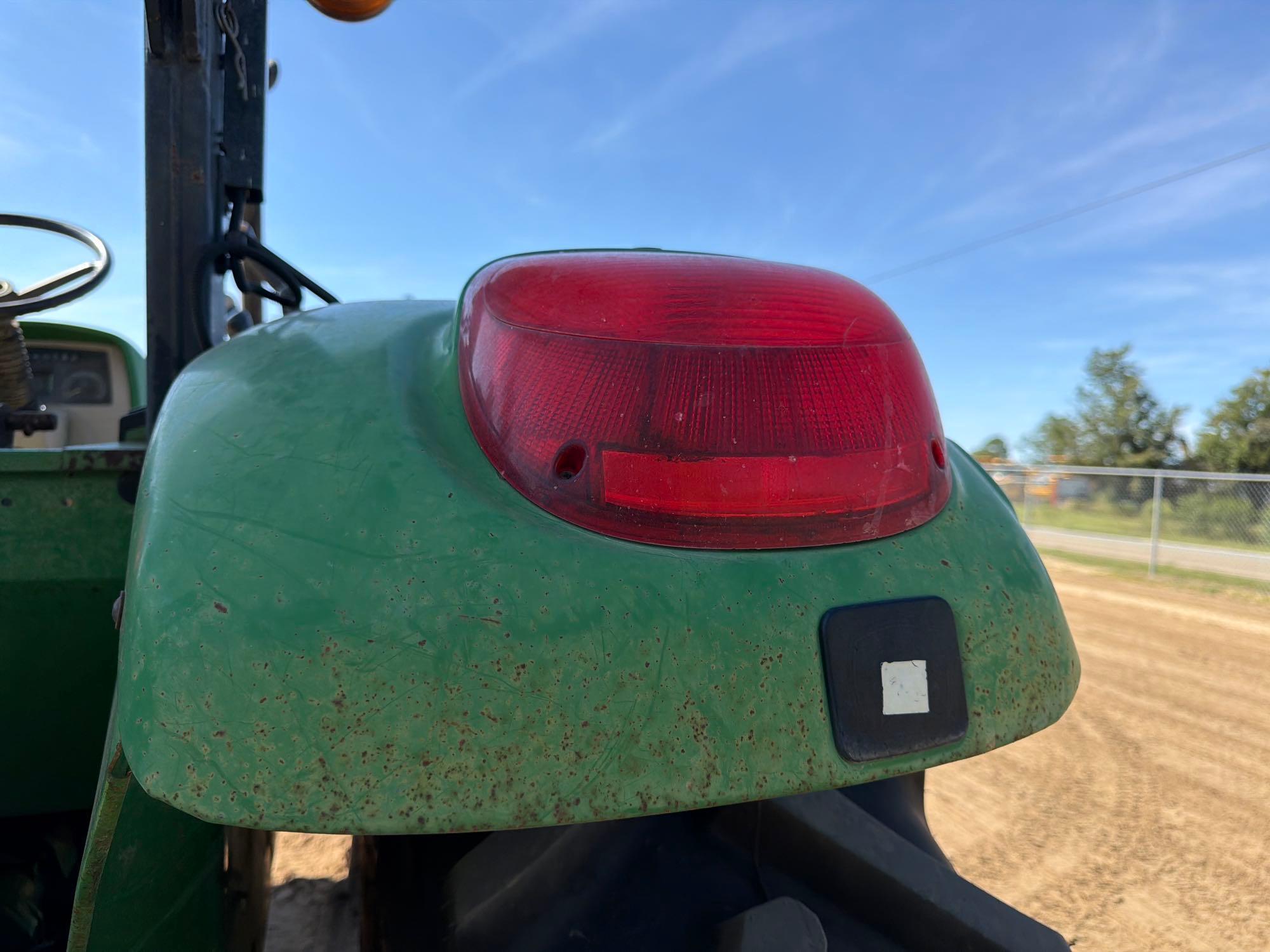 2004 John Deere 6215