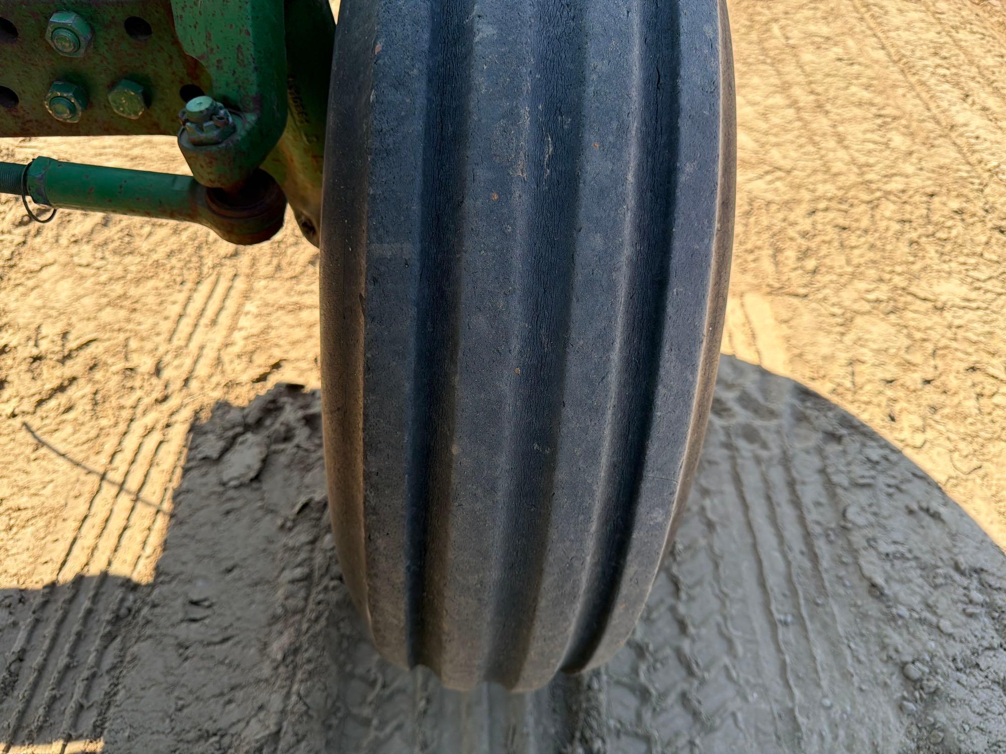 2004 John Deere 6215