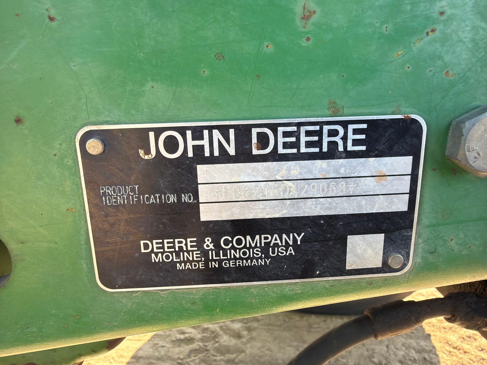 2004 John Deere 6215