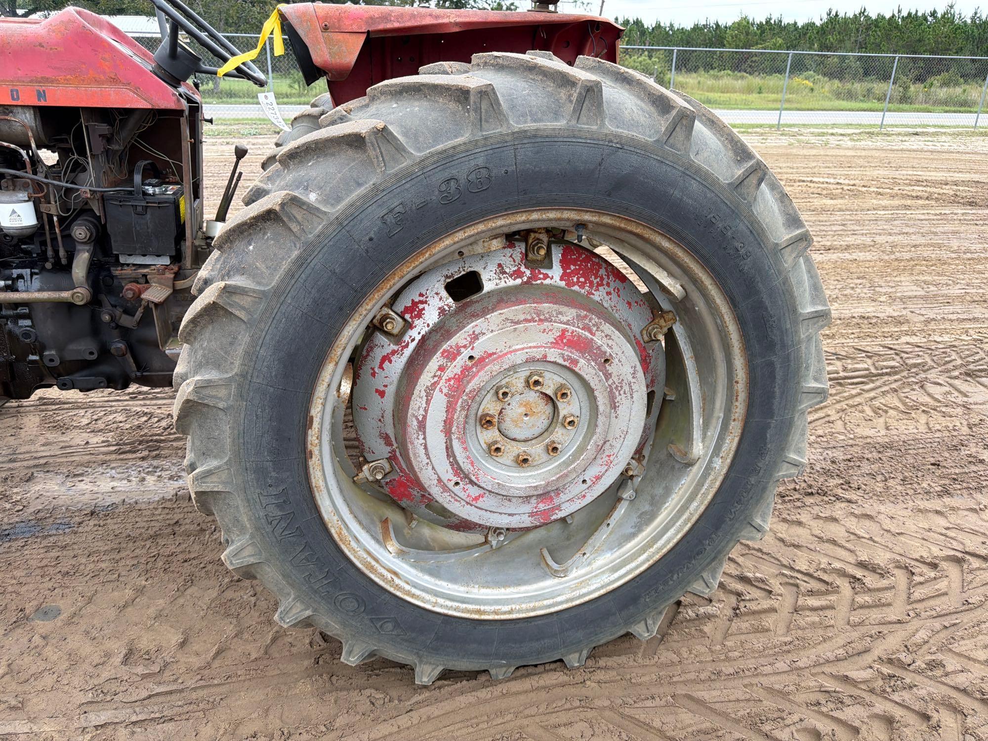 Massey Ferguson 175