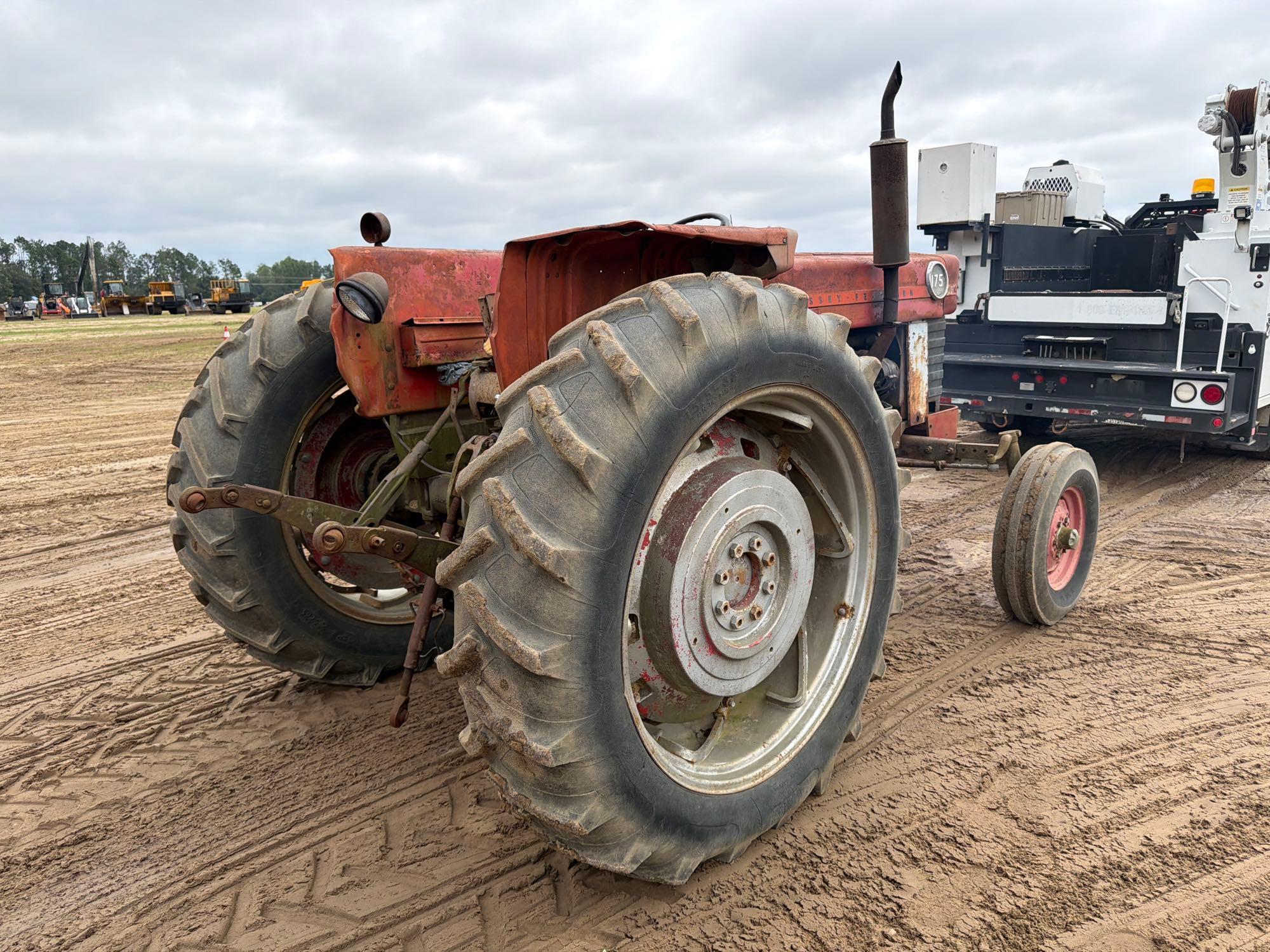 Massey Ferguson 175