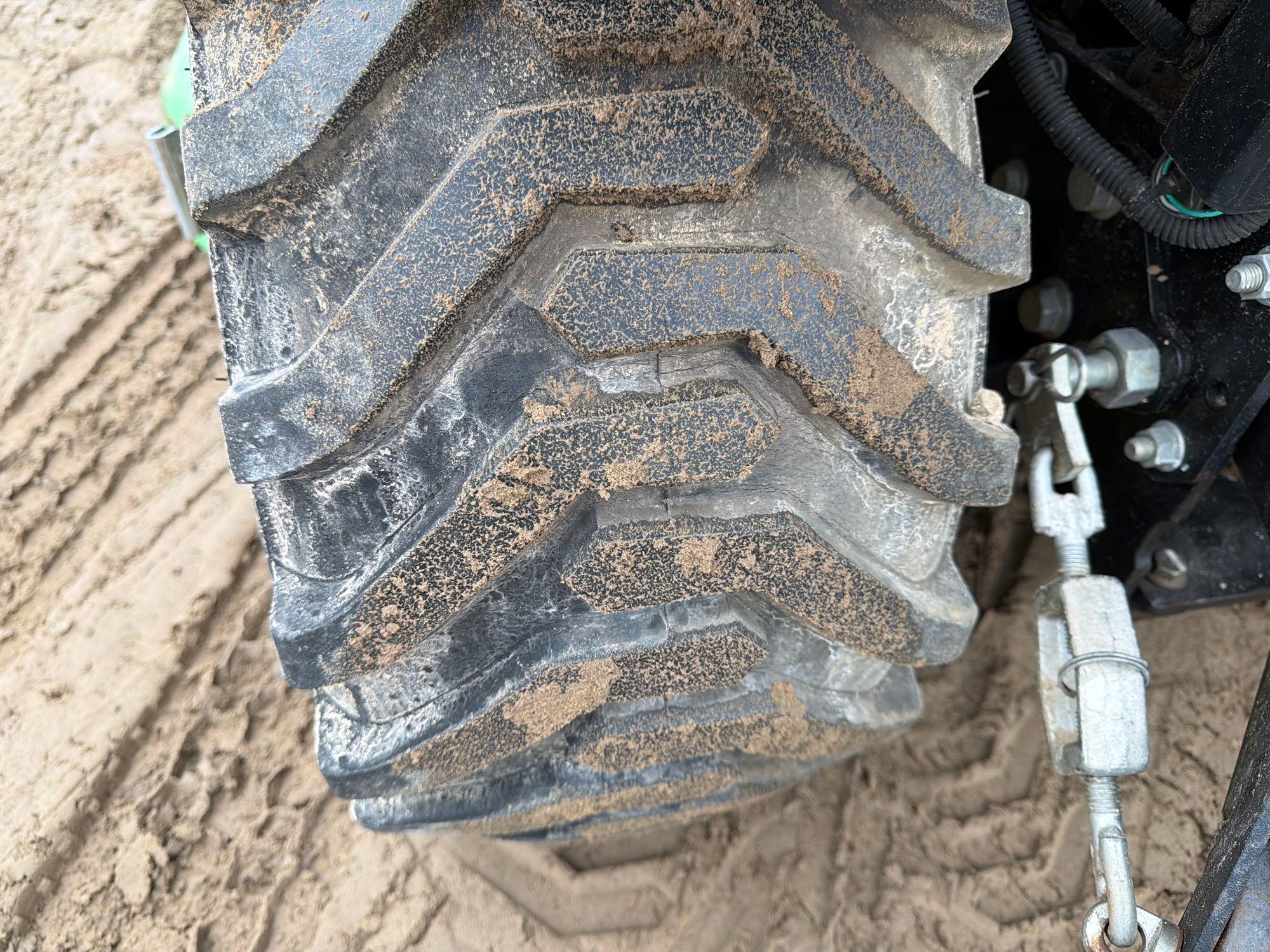 John Deere 1025R