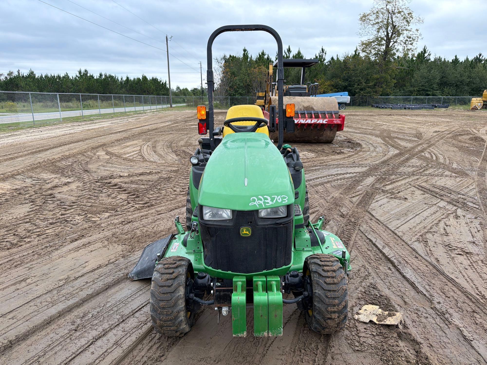 John Deere 1025R