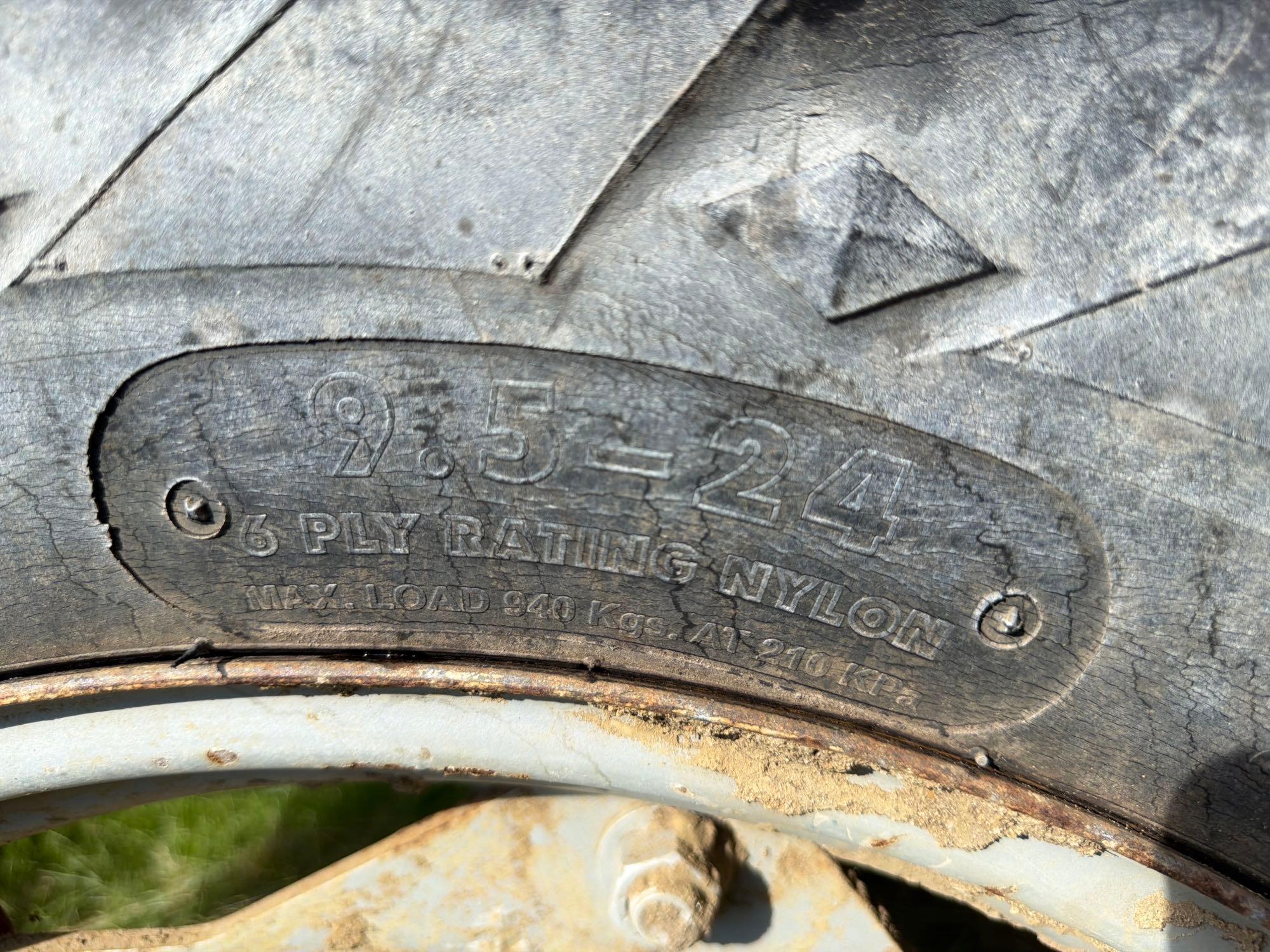 Massey Ferguson 2635
