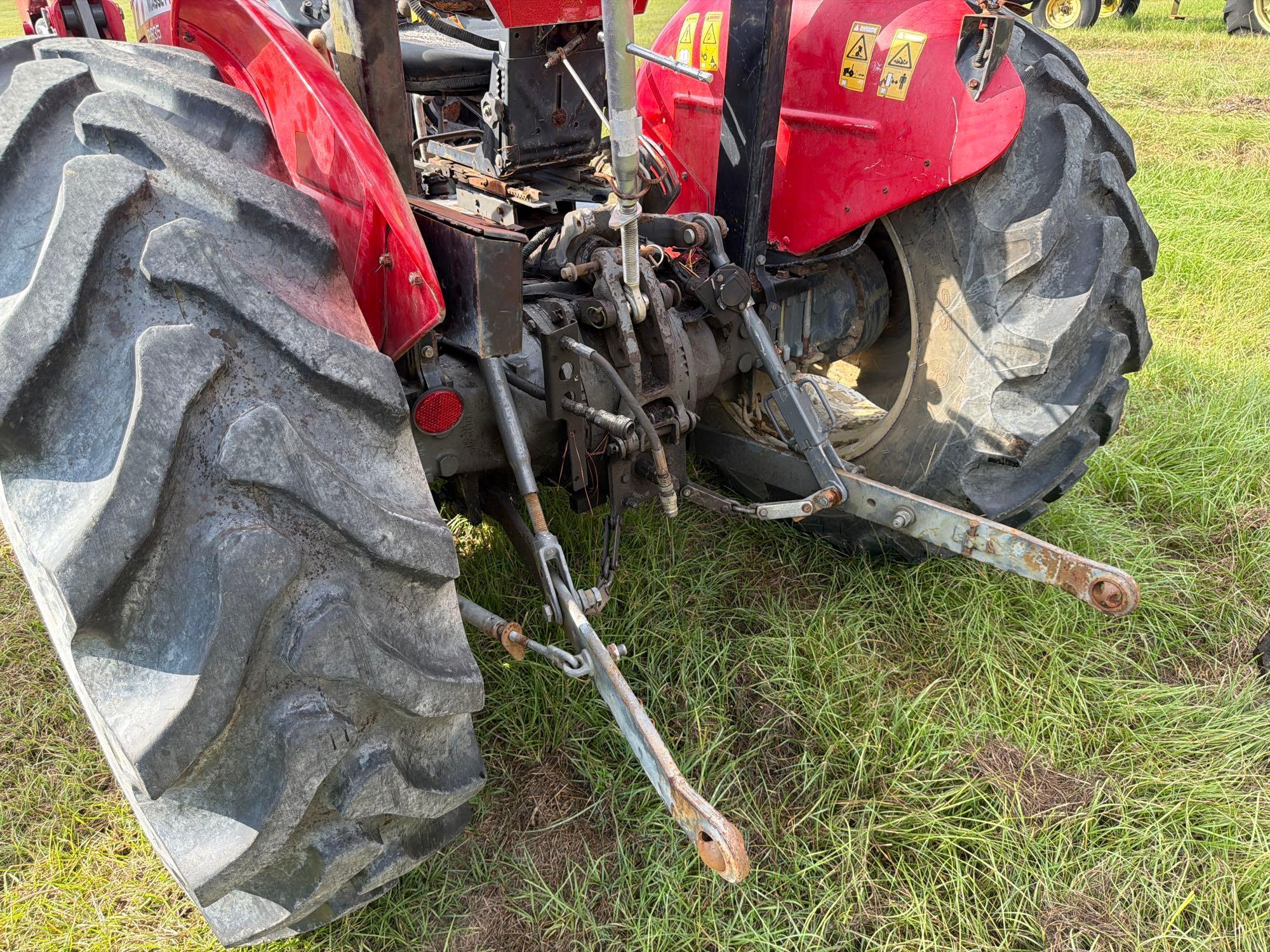 Massey Ferguson 2635