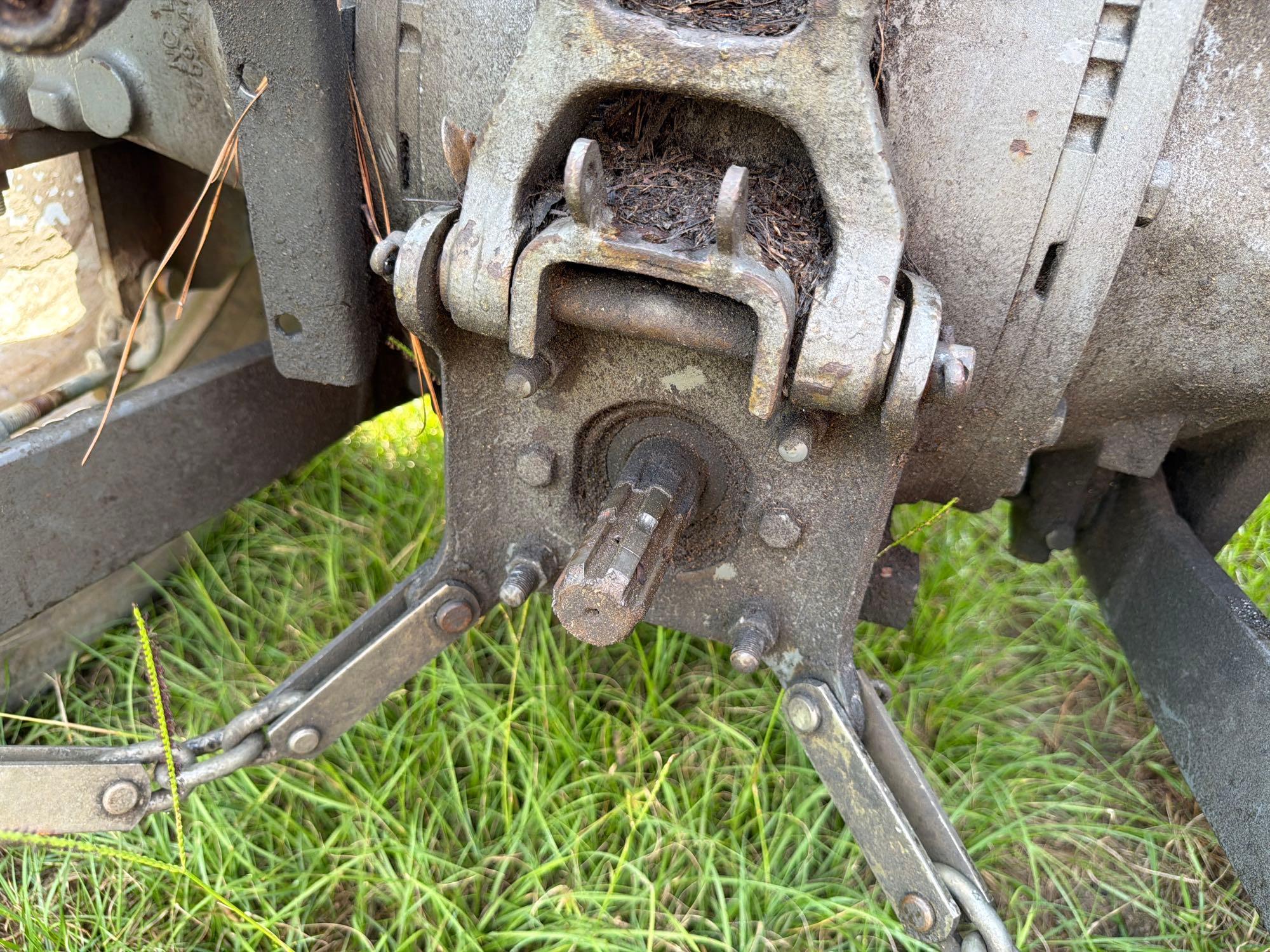 Massey Ferguson 2635