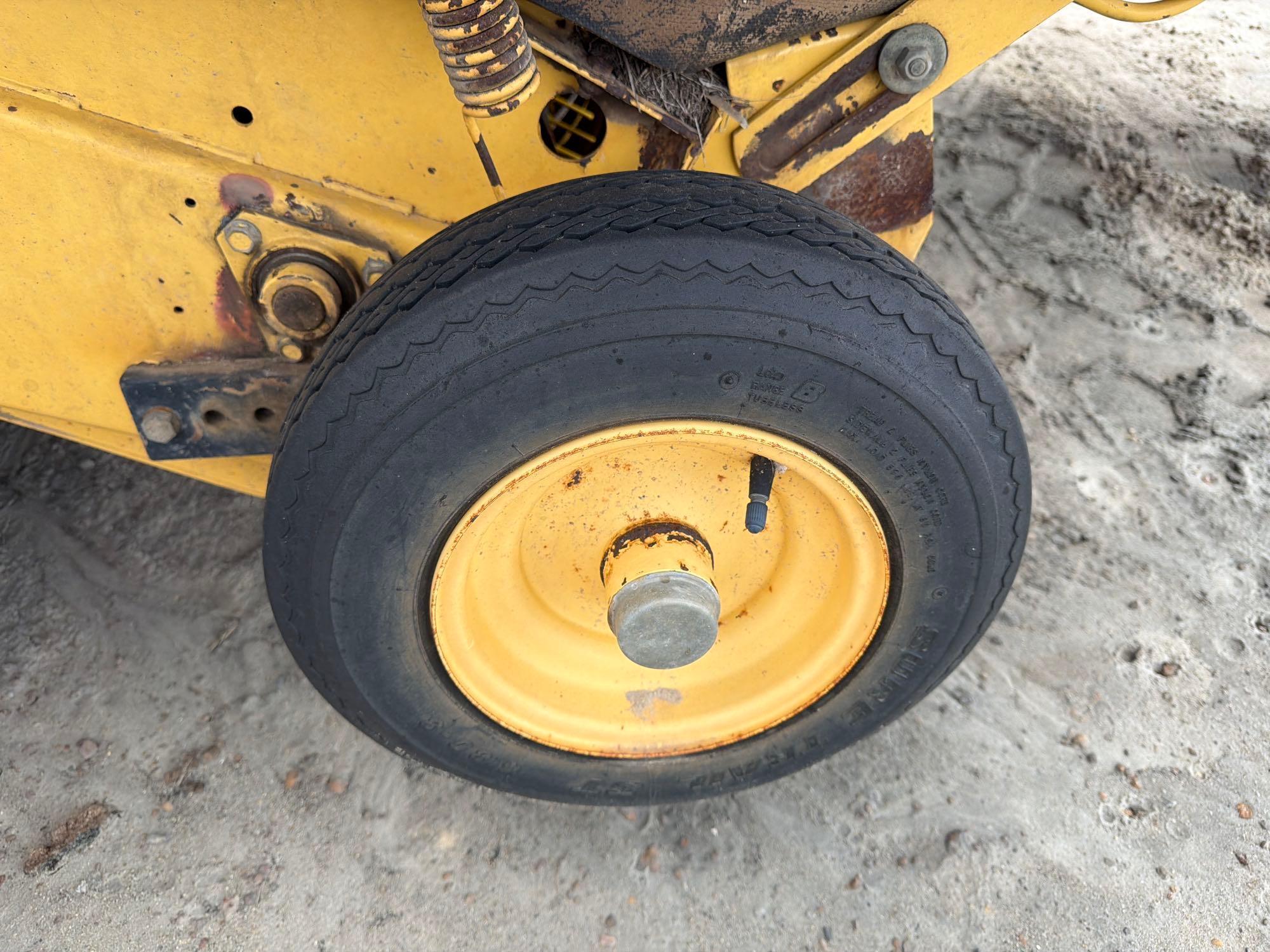New Holland 664