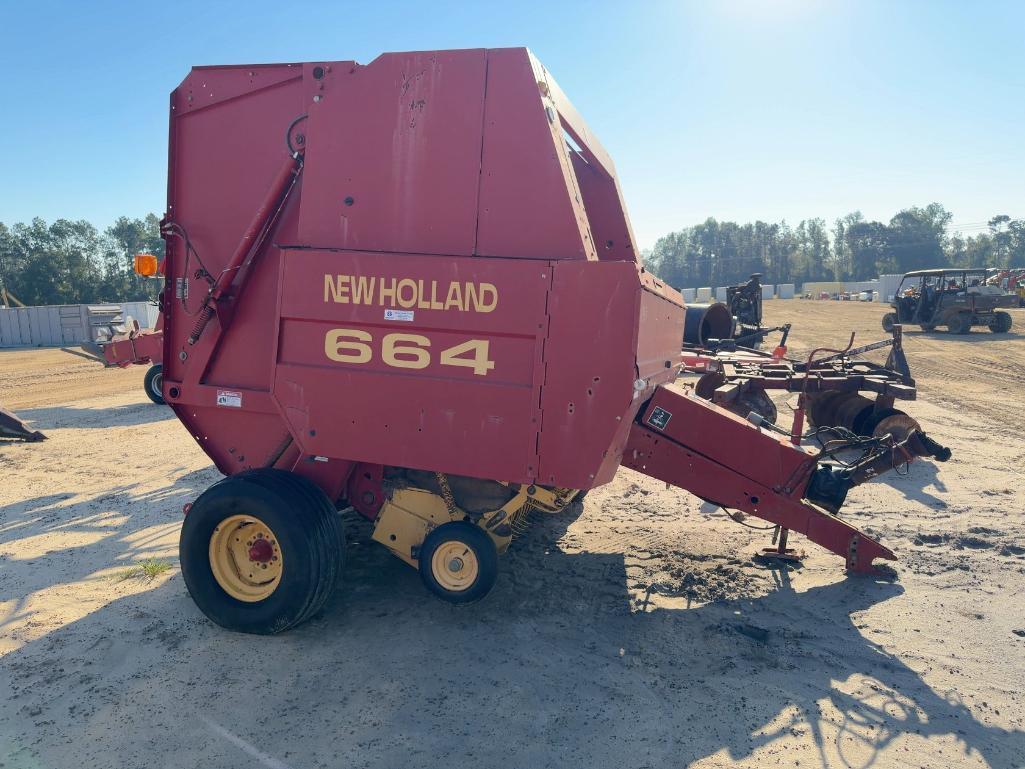 New Holland 664