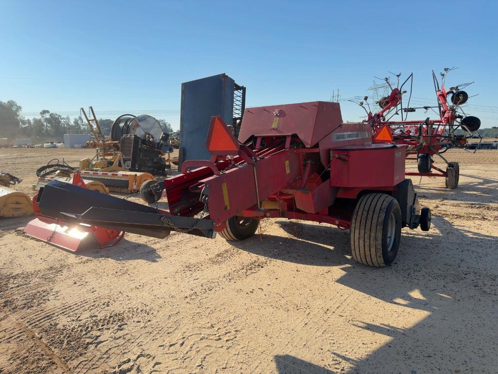 2019 Massey Ferguson 1840
