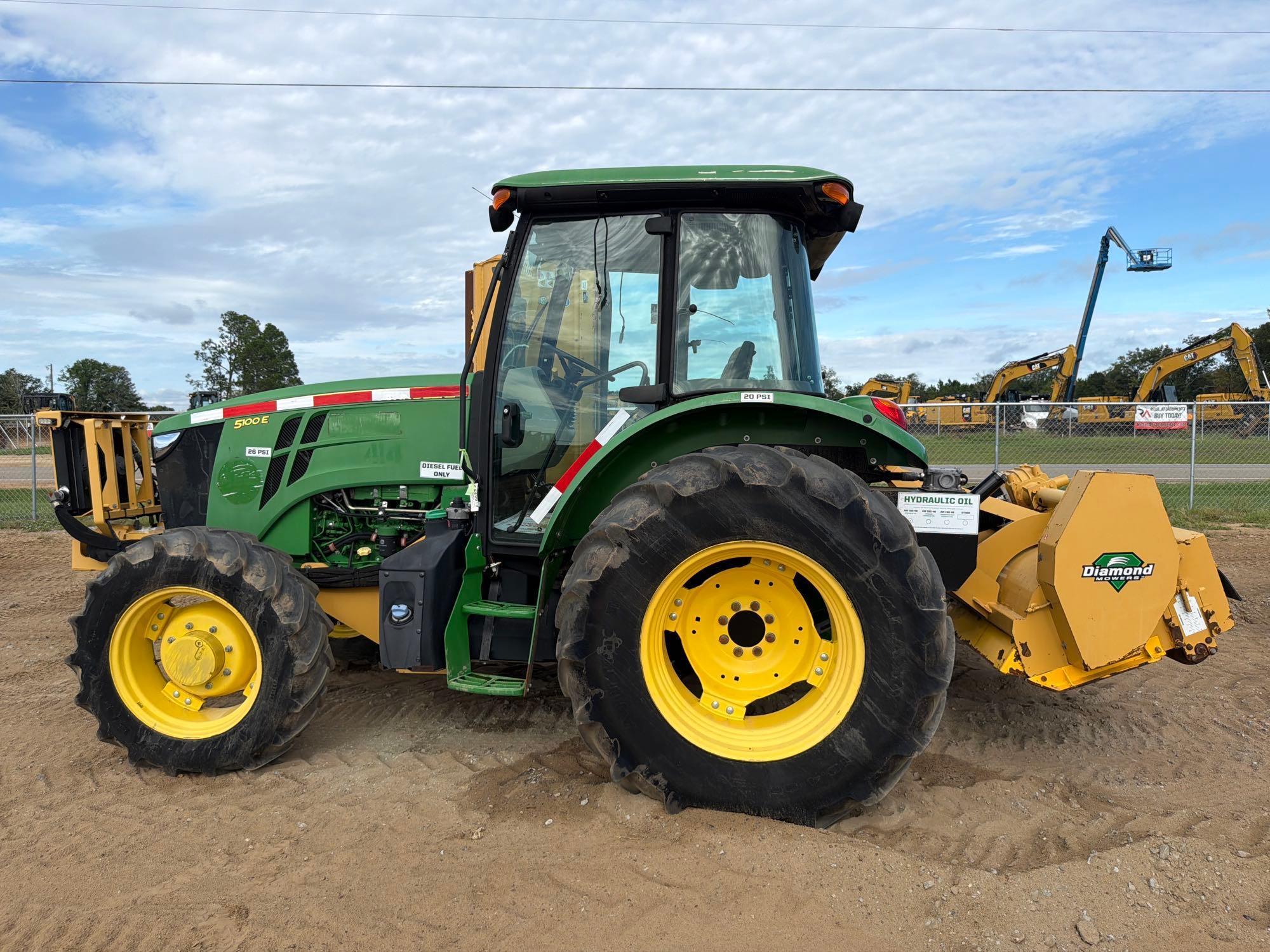  John Deere 5100E