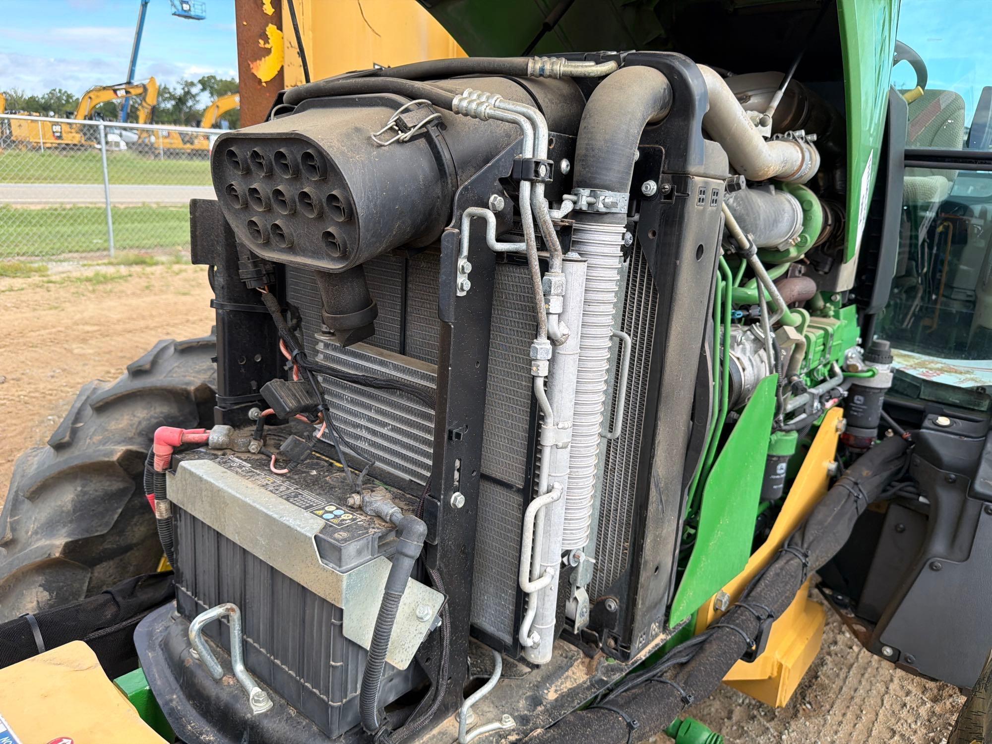 John Deere 5100E