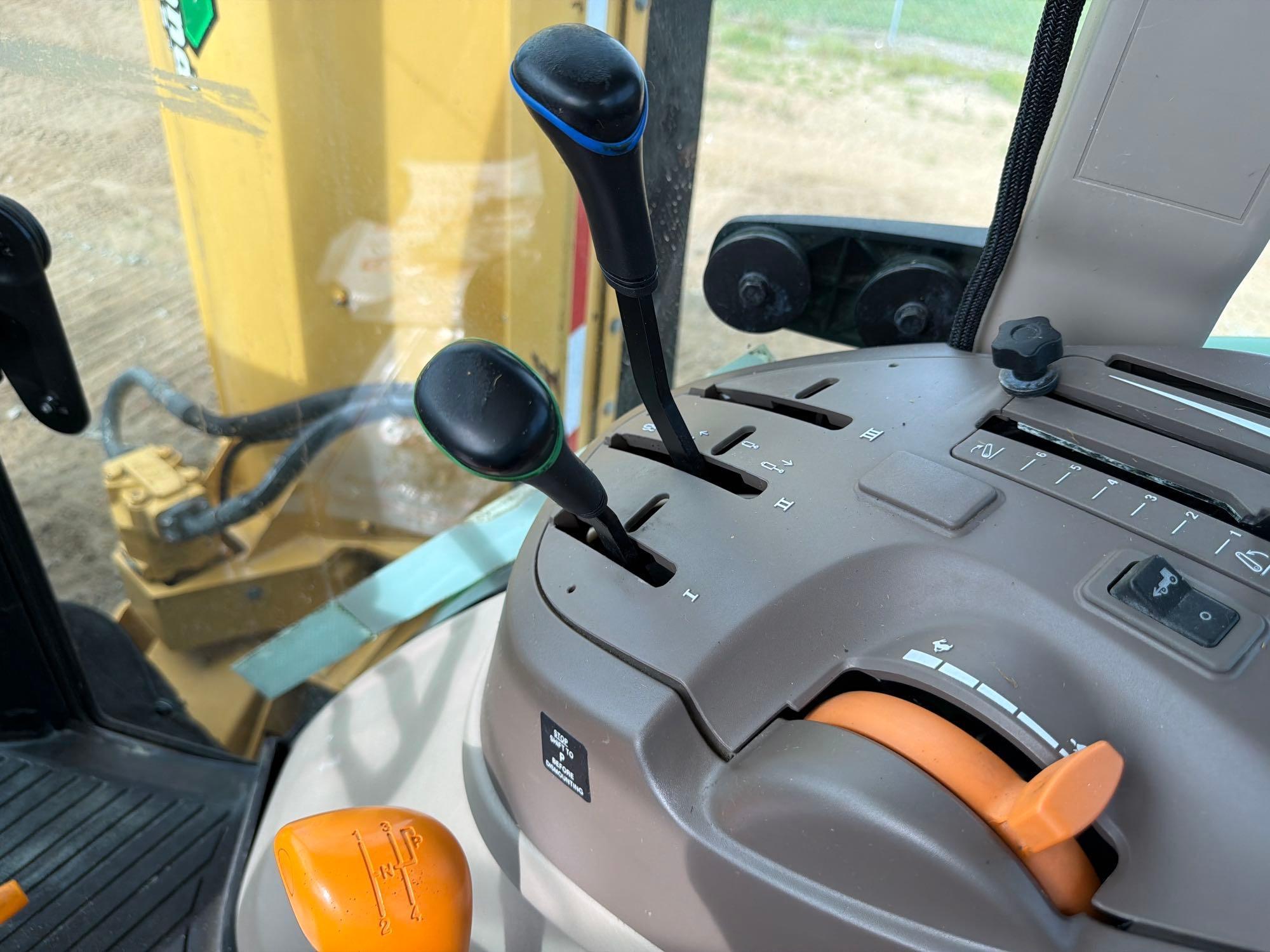 John Deere 5100E