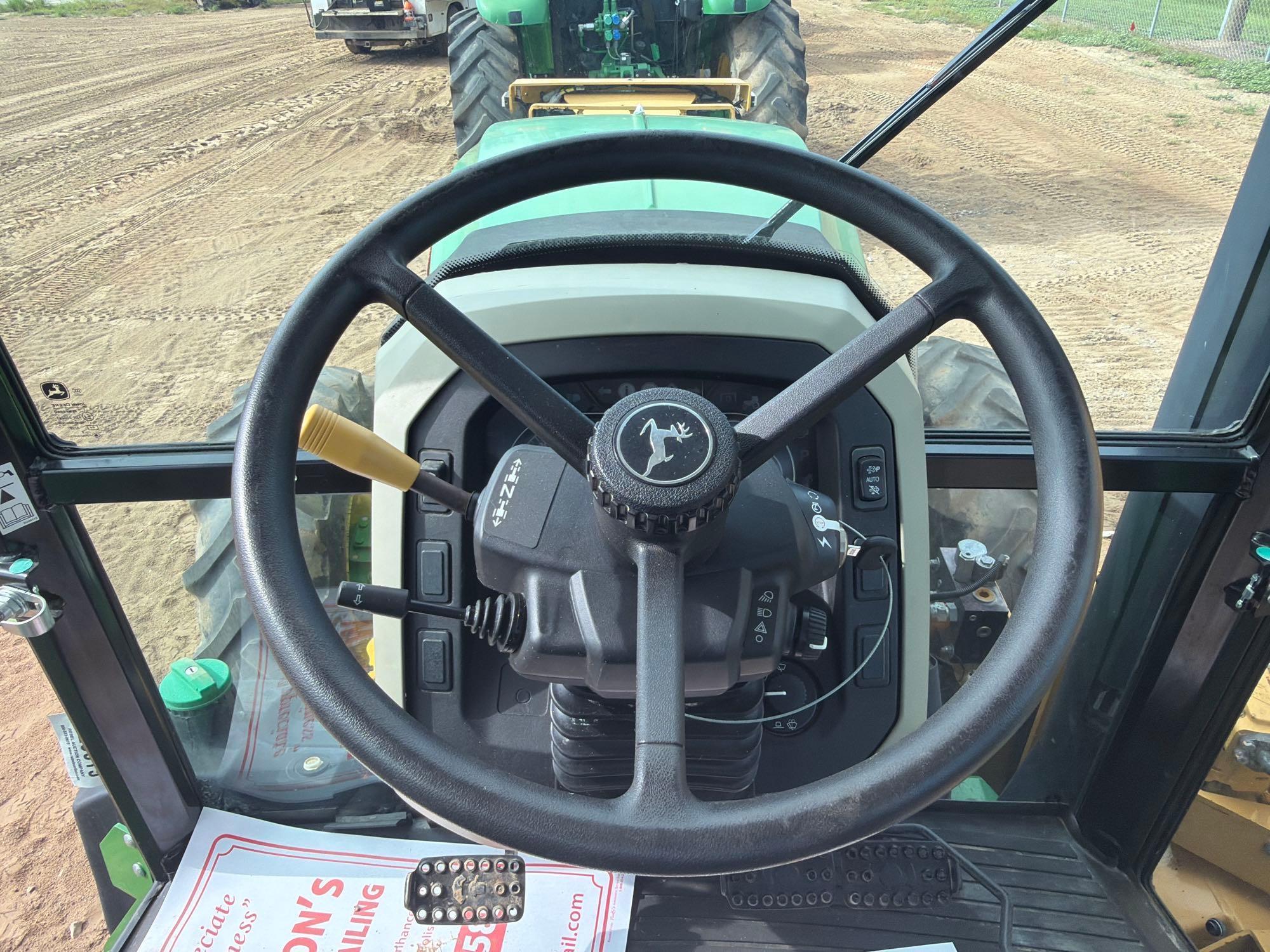 John Deere 5100E
