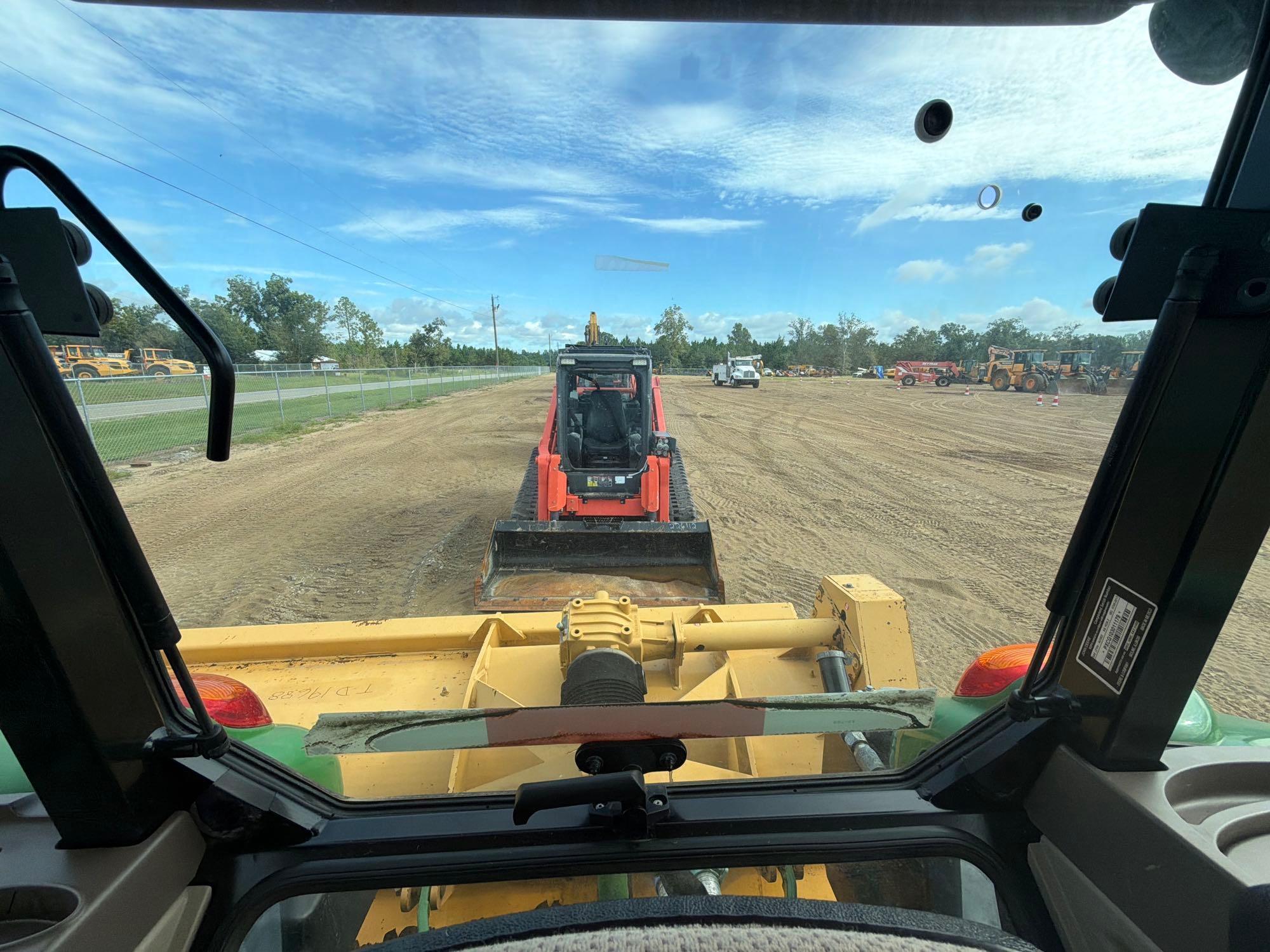 John Deere 5100E