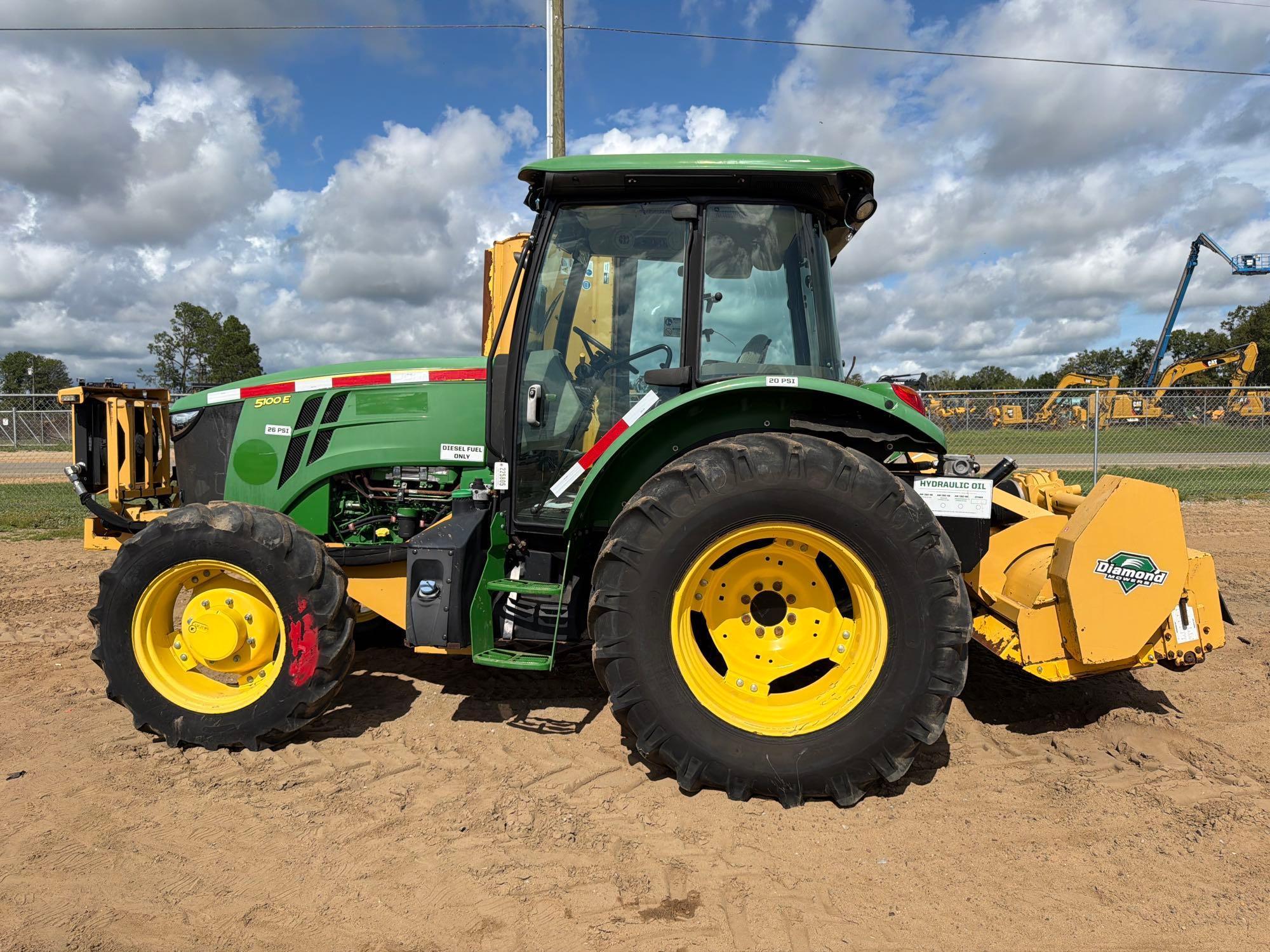  John Deere 5100E