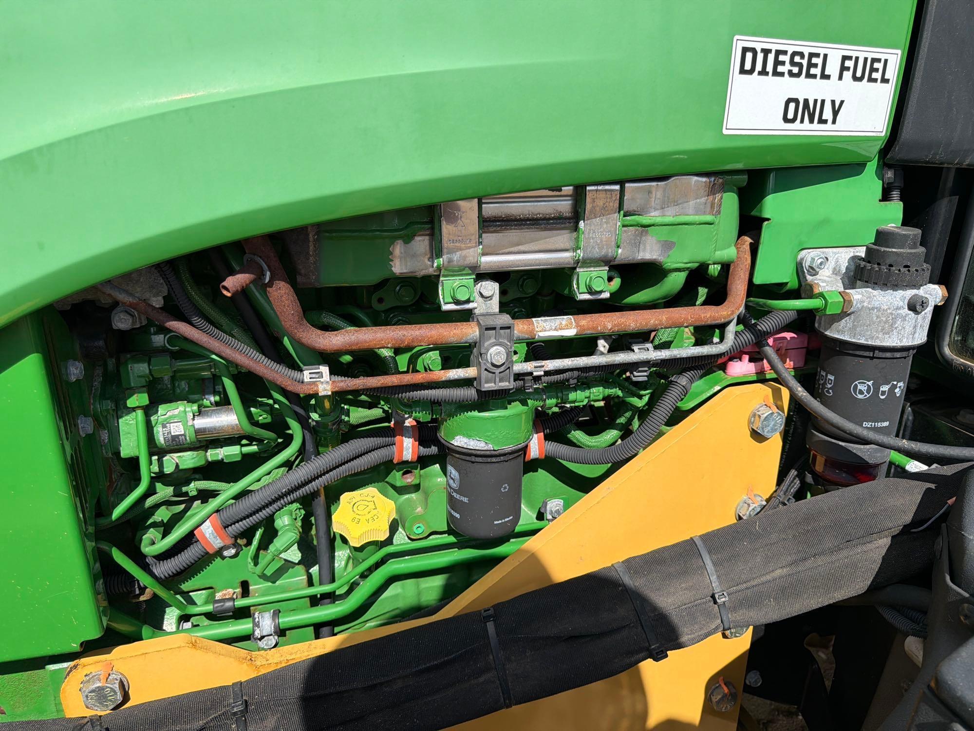 John Deere 5100E