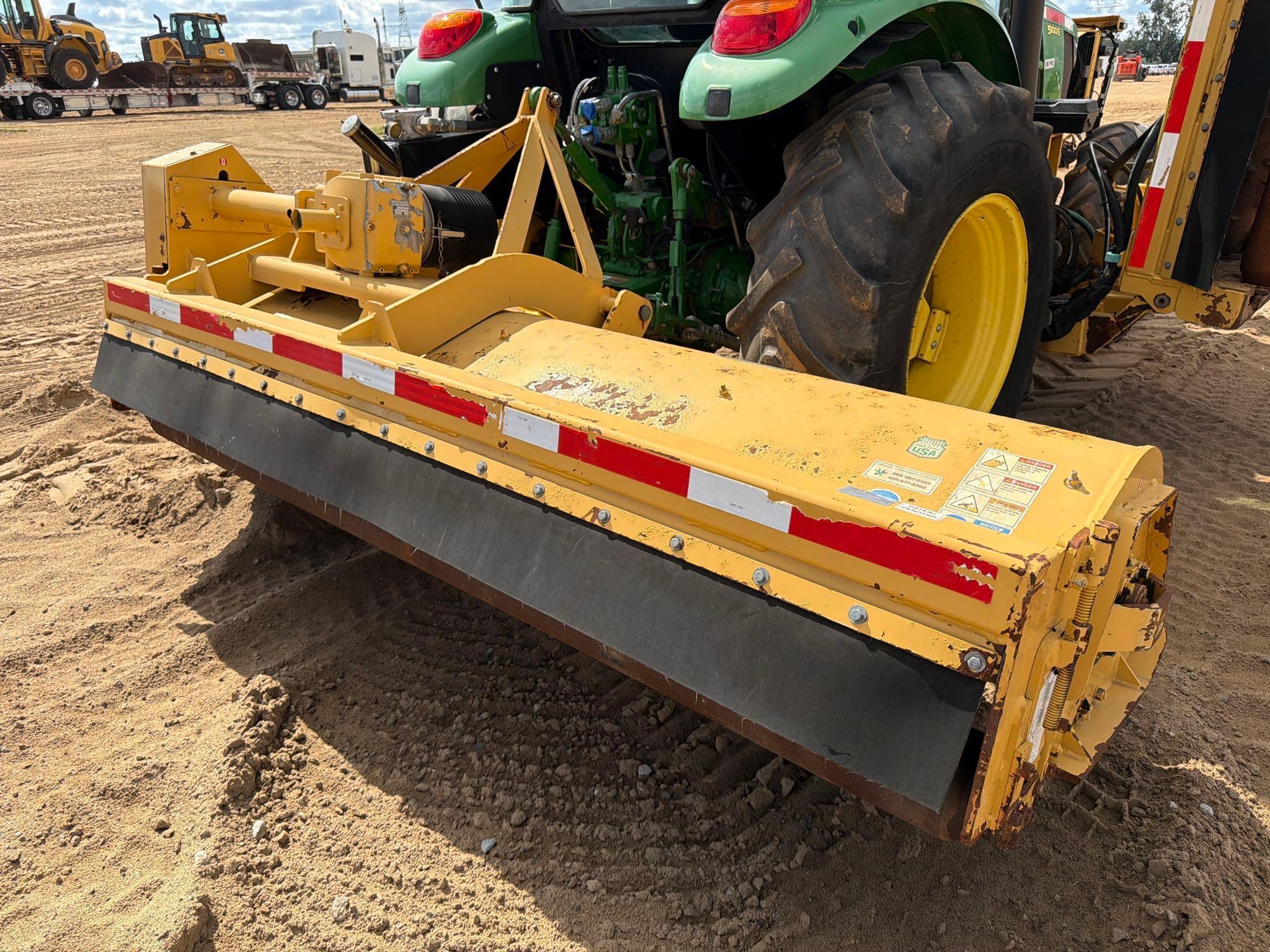 John Deere 5100E
