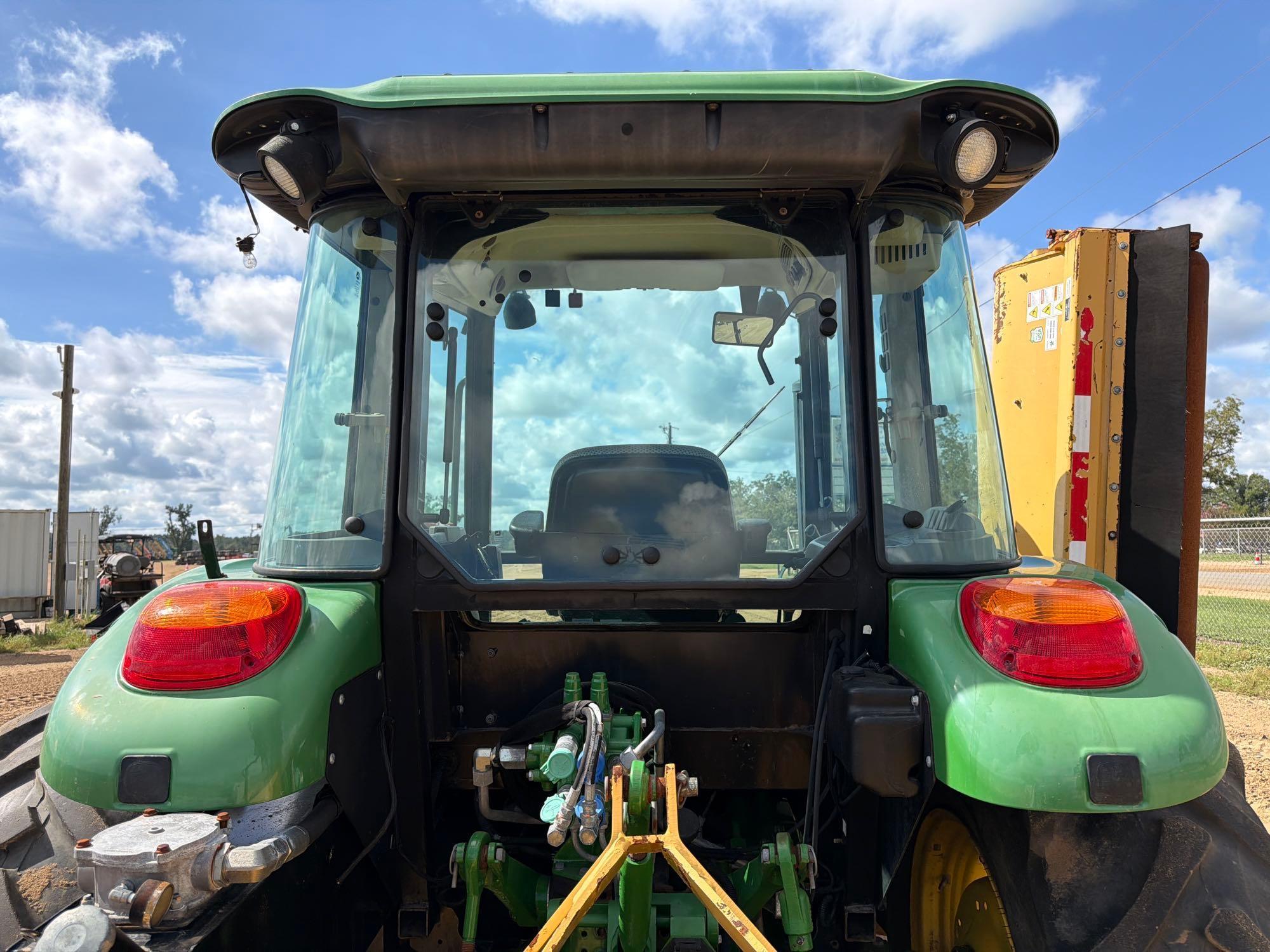 John Deere 5100E