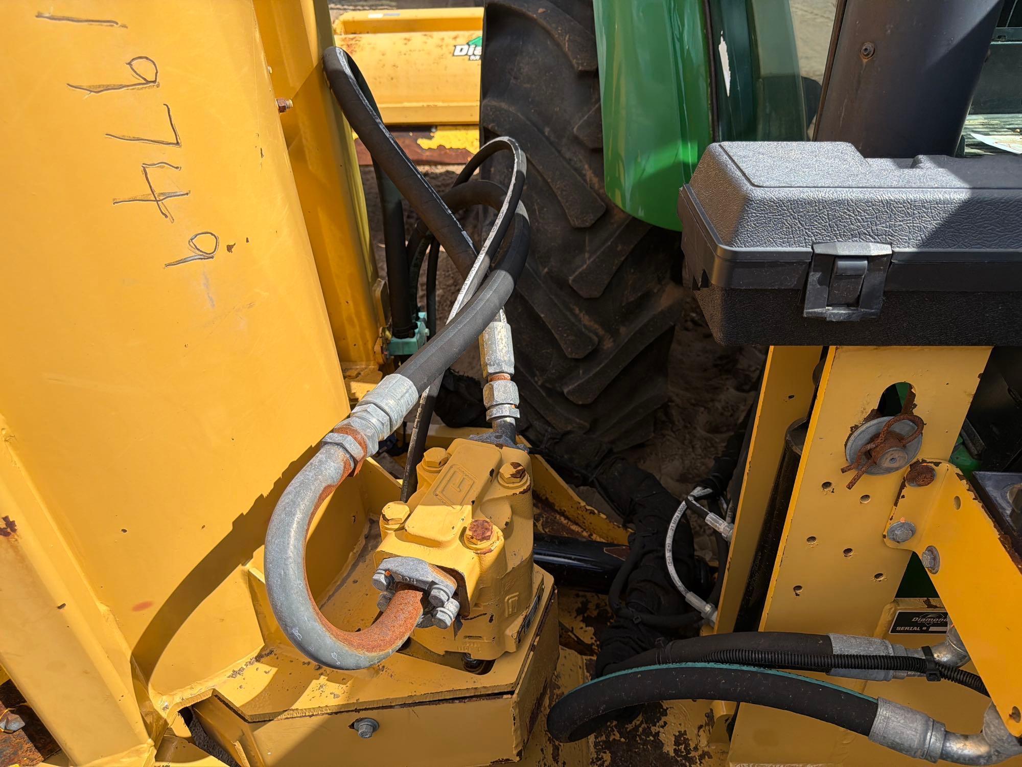 John Deere 5100E