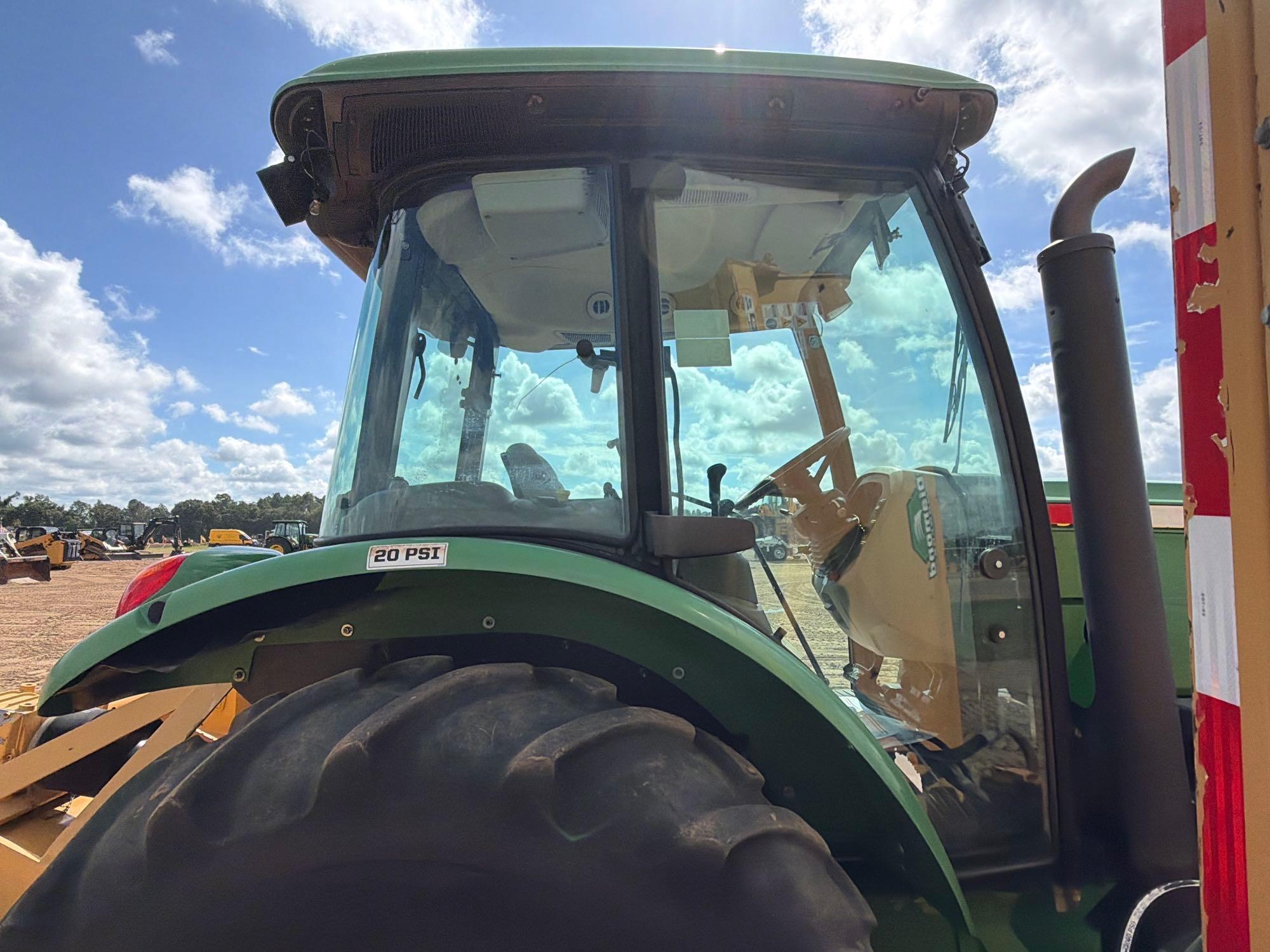 John Deere 5100E