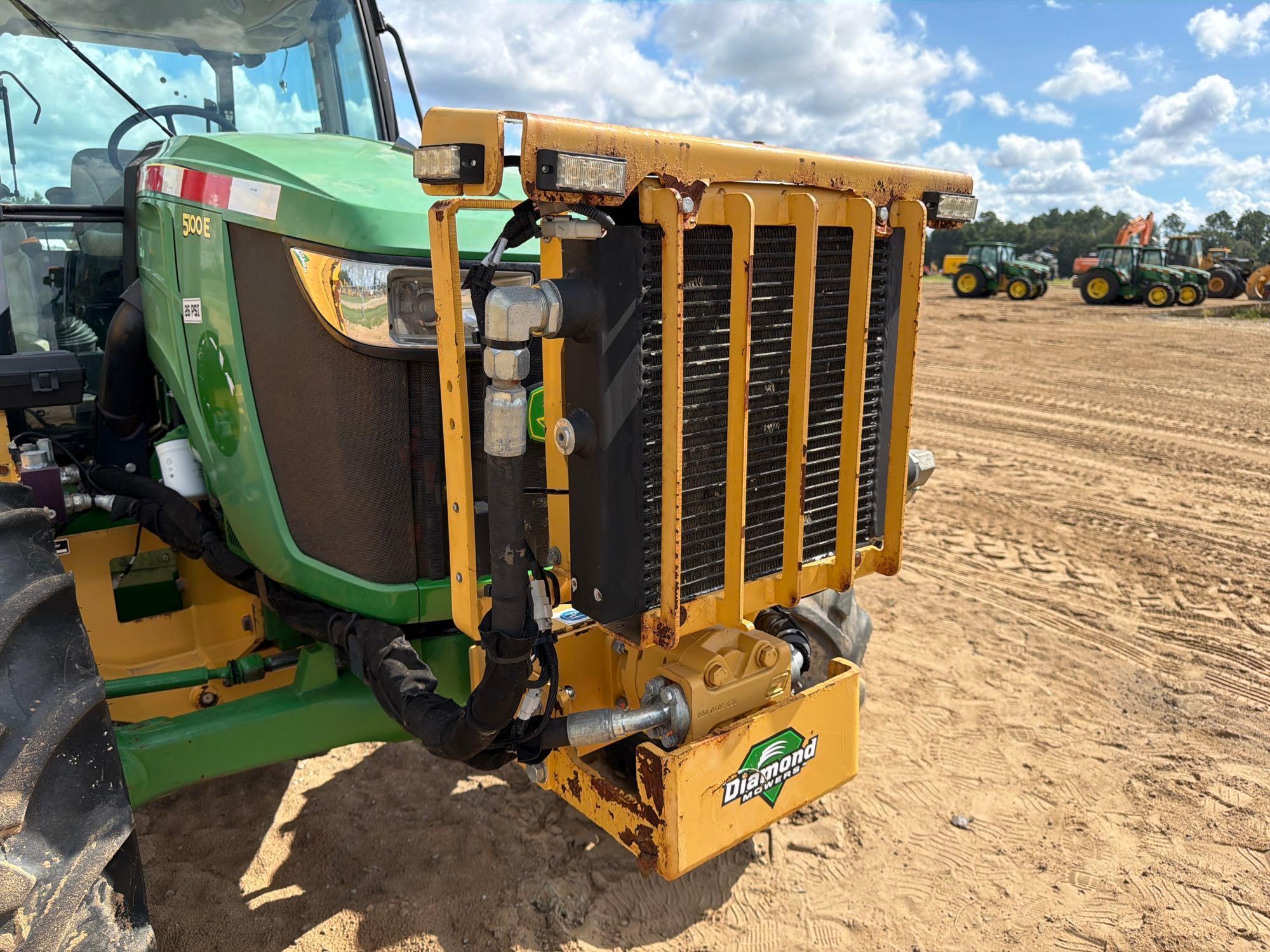 John Deere 5100E
