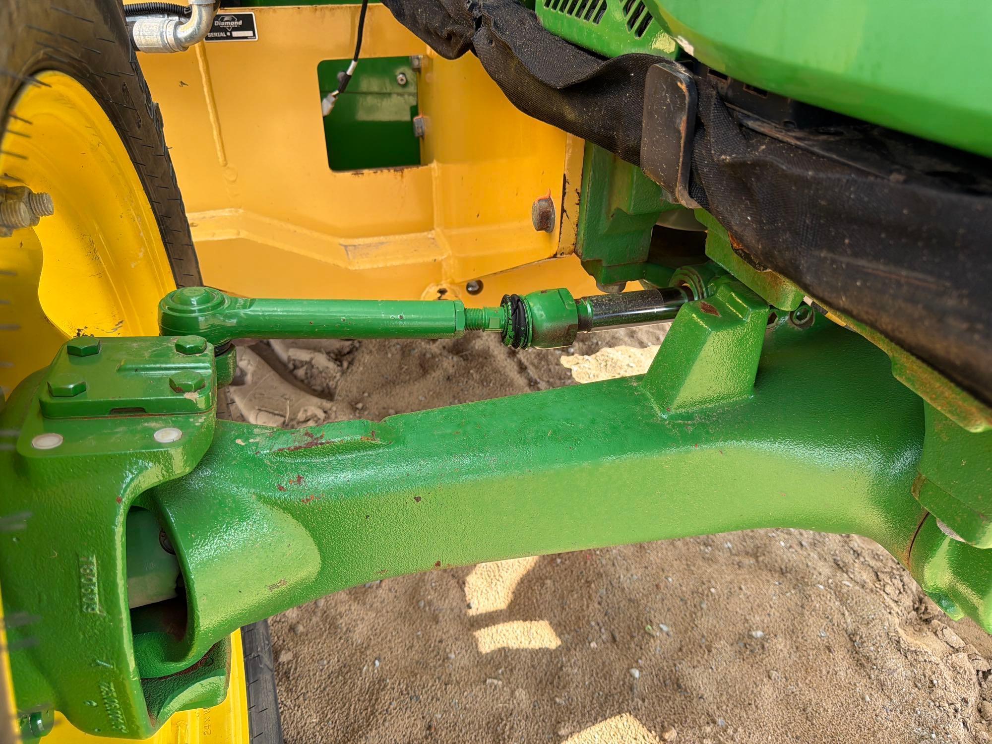 John Deere 5100E