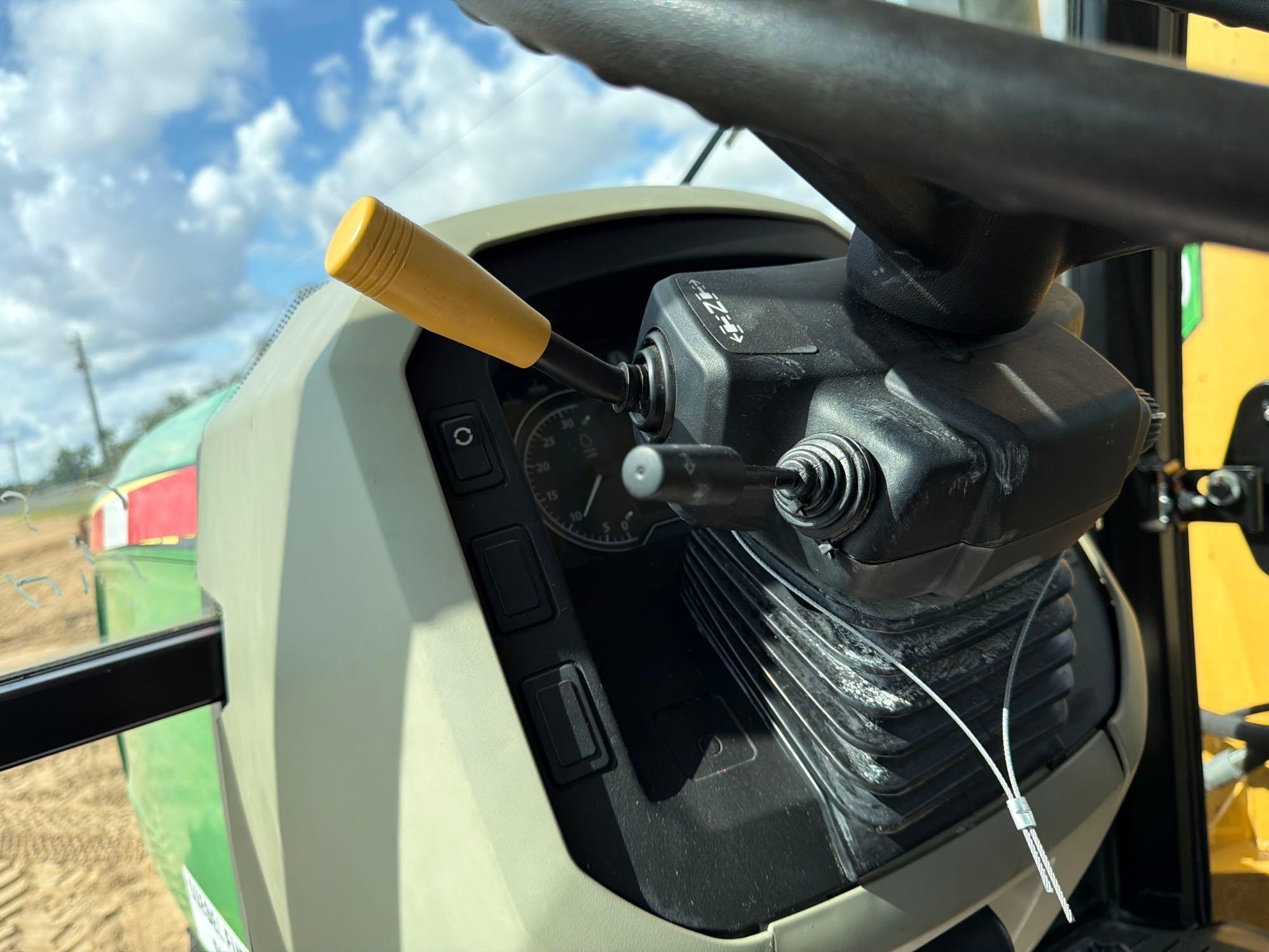 John Deere 5100E