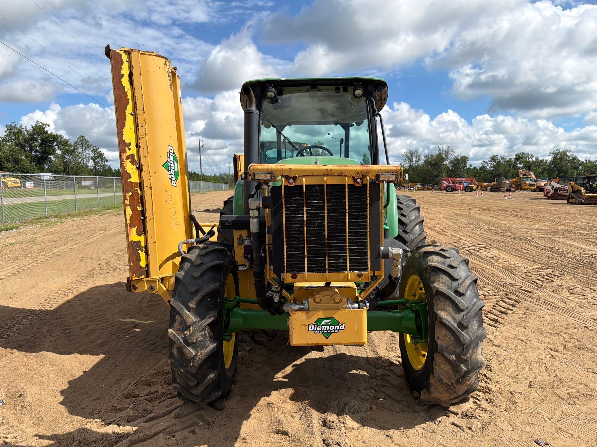 John Deere 5100E