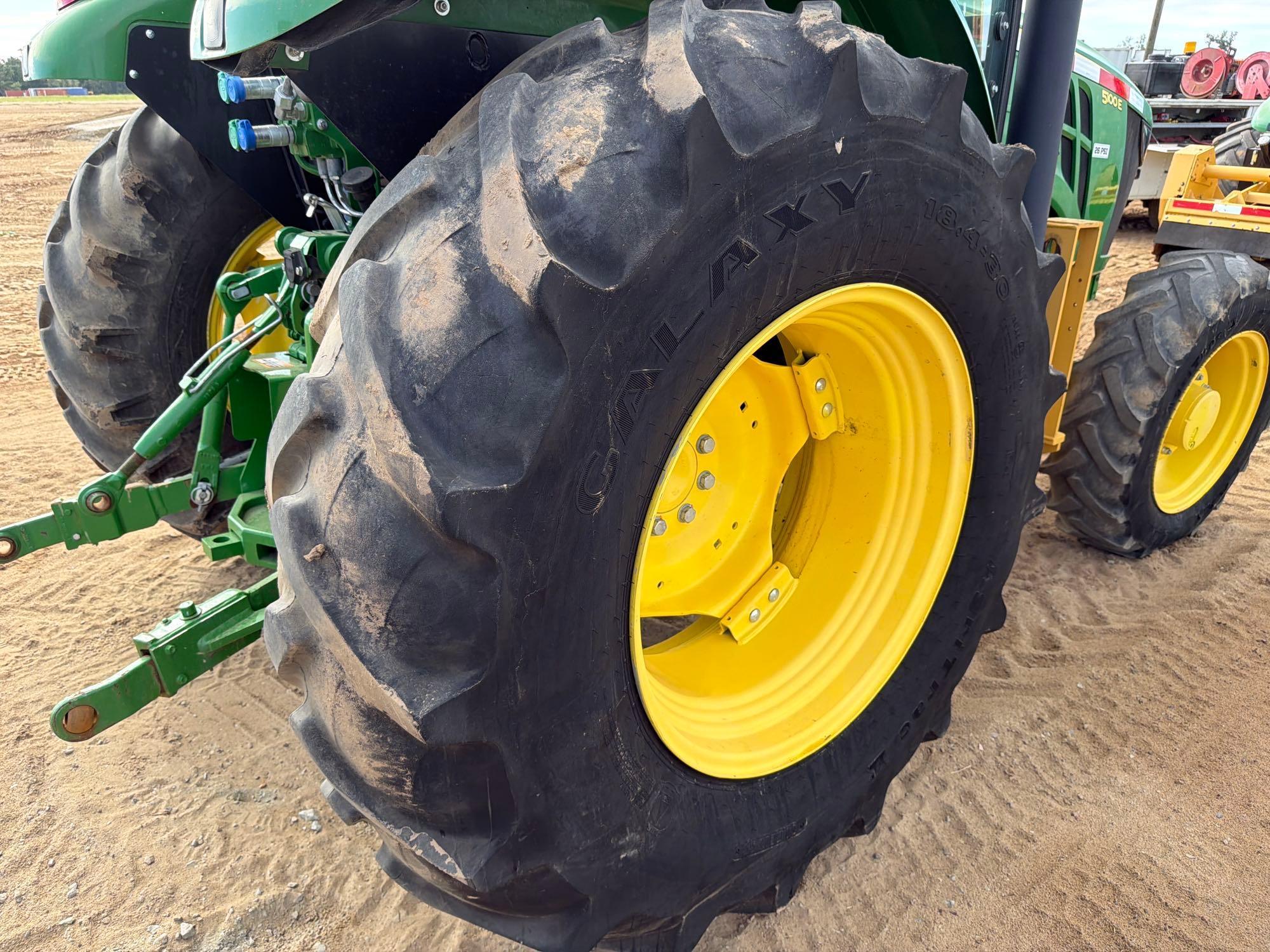 John Deere 5100E