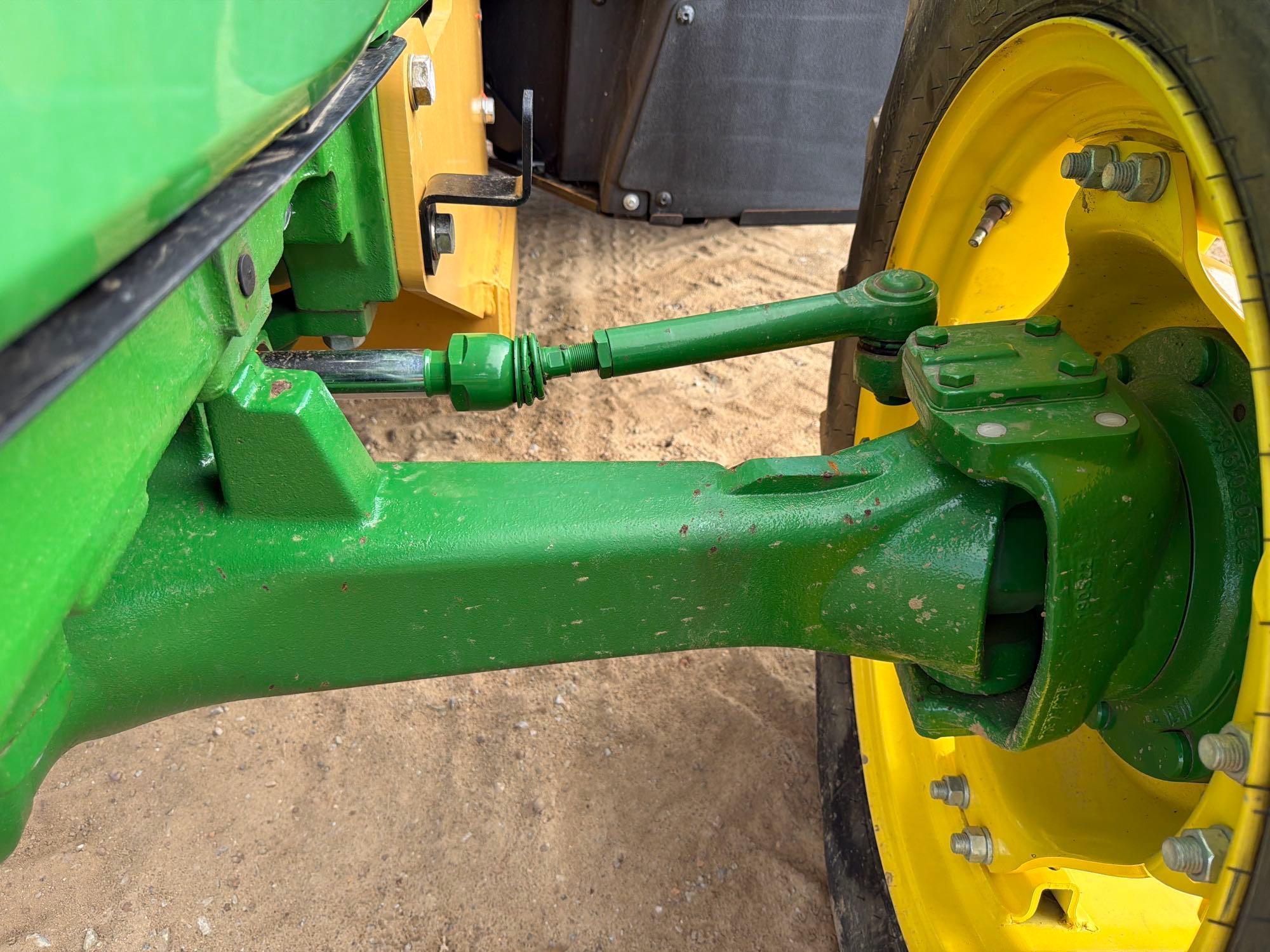 John Deere 5100E
