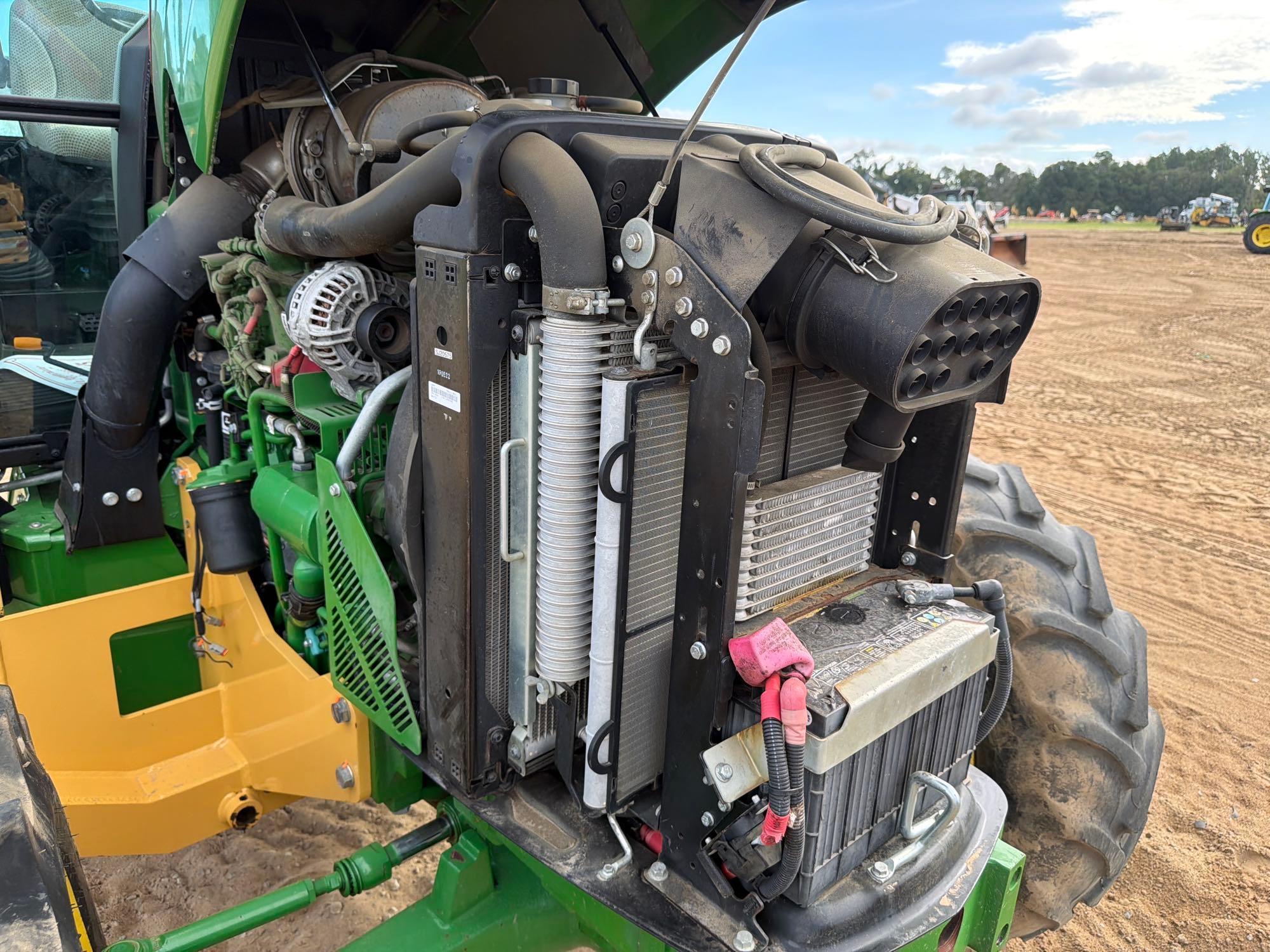 John Deere 5100E