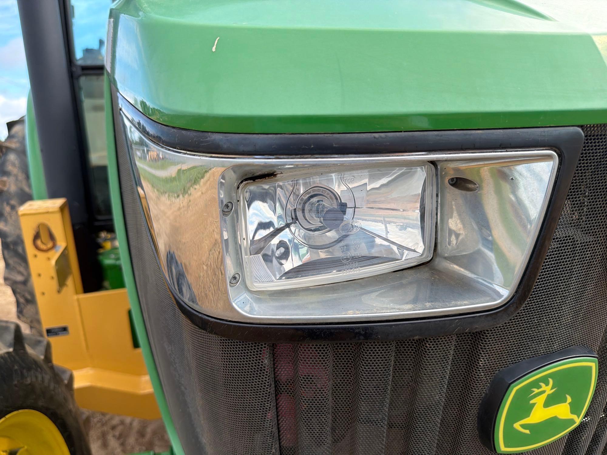 John Deere 5100E