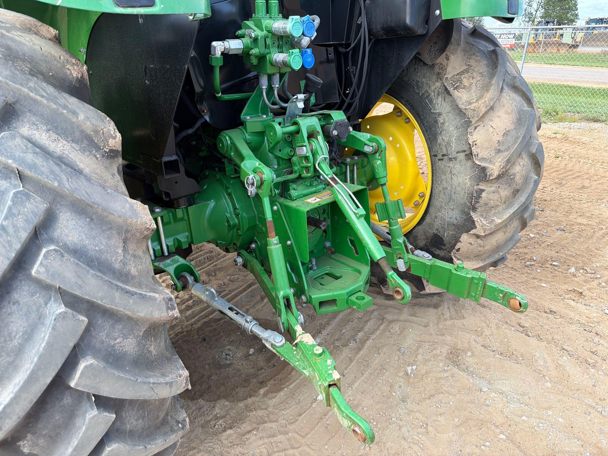 John Deere 5100E